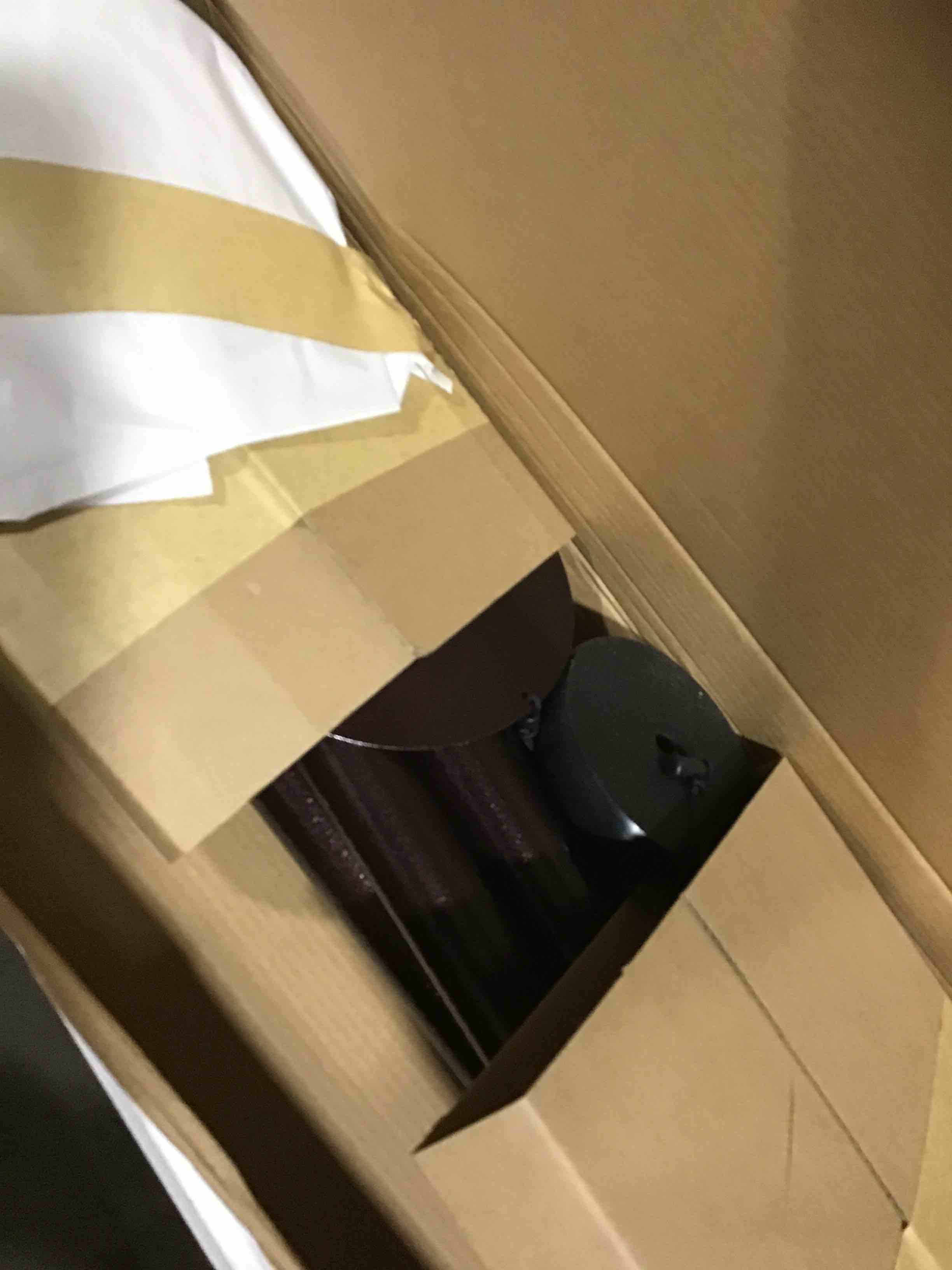 https://s3.amazonaws.com/lotting-images-prod/bidfta/GRN6467192_1716993173978.jpeg