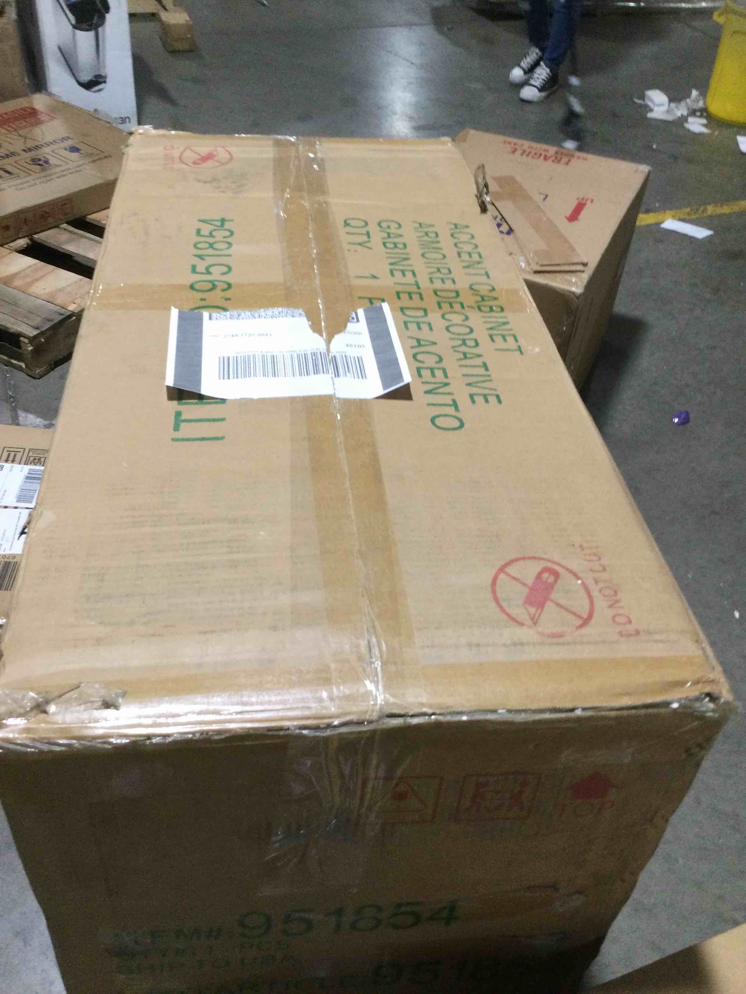 https://s3.amazonaws.com/lotting-images-prod/bidfta/GRN6467296_1717013000981.jpeg