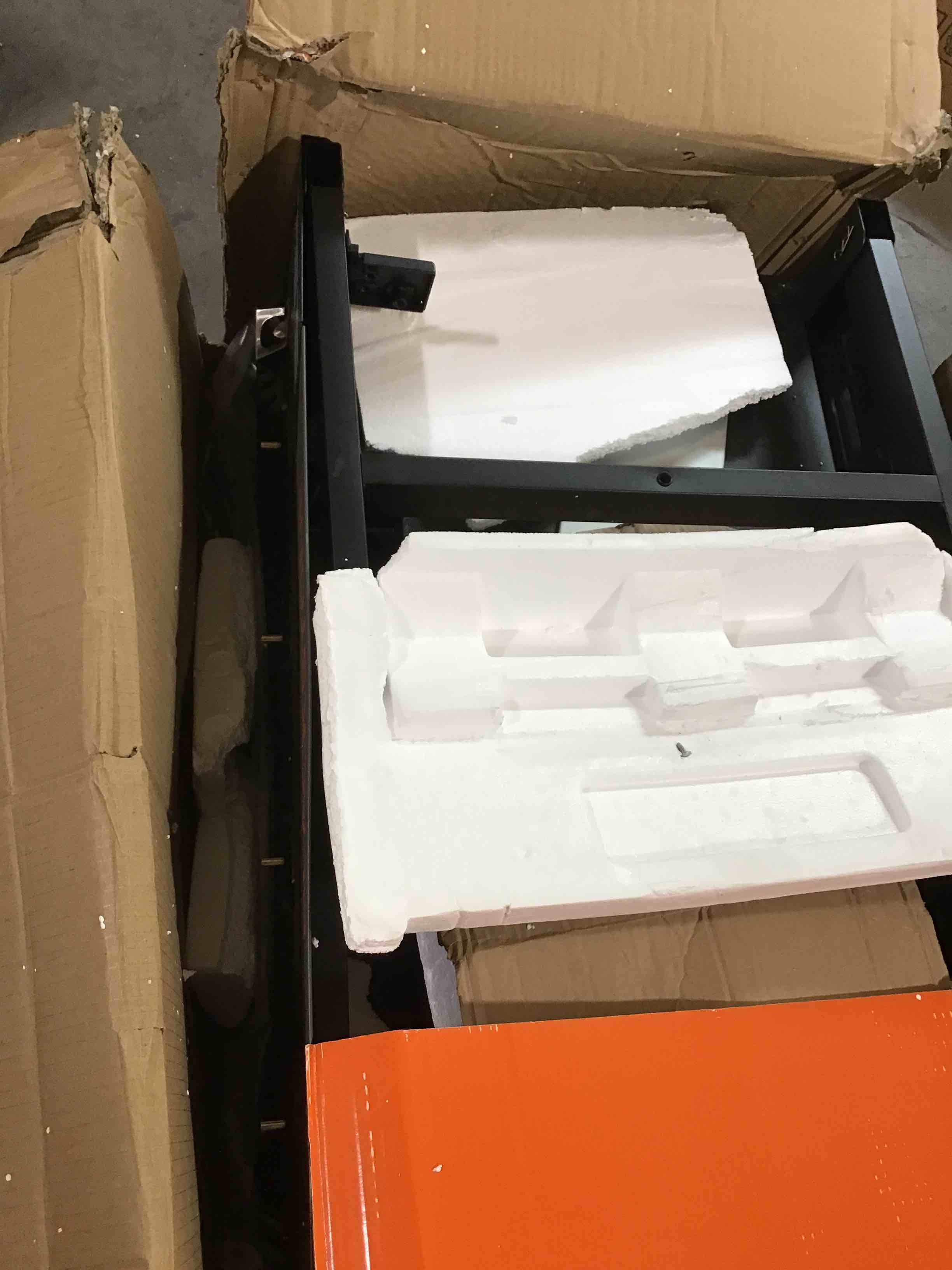 https://s3.amazonaws.com/lotting-images-prod/bidfta/GRN6468080_1717698568334.jpeg