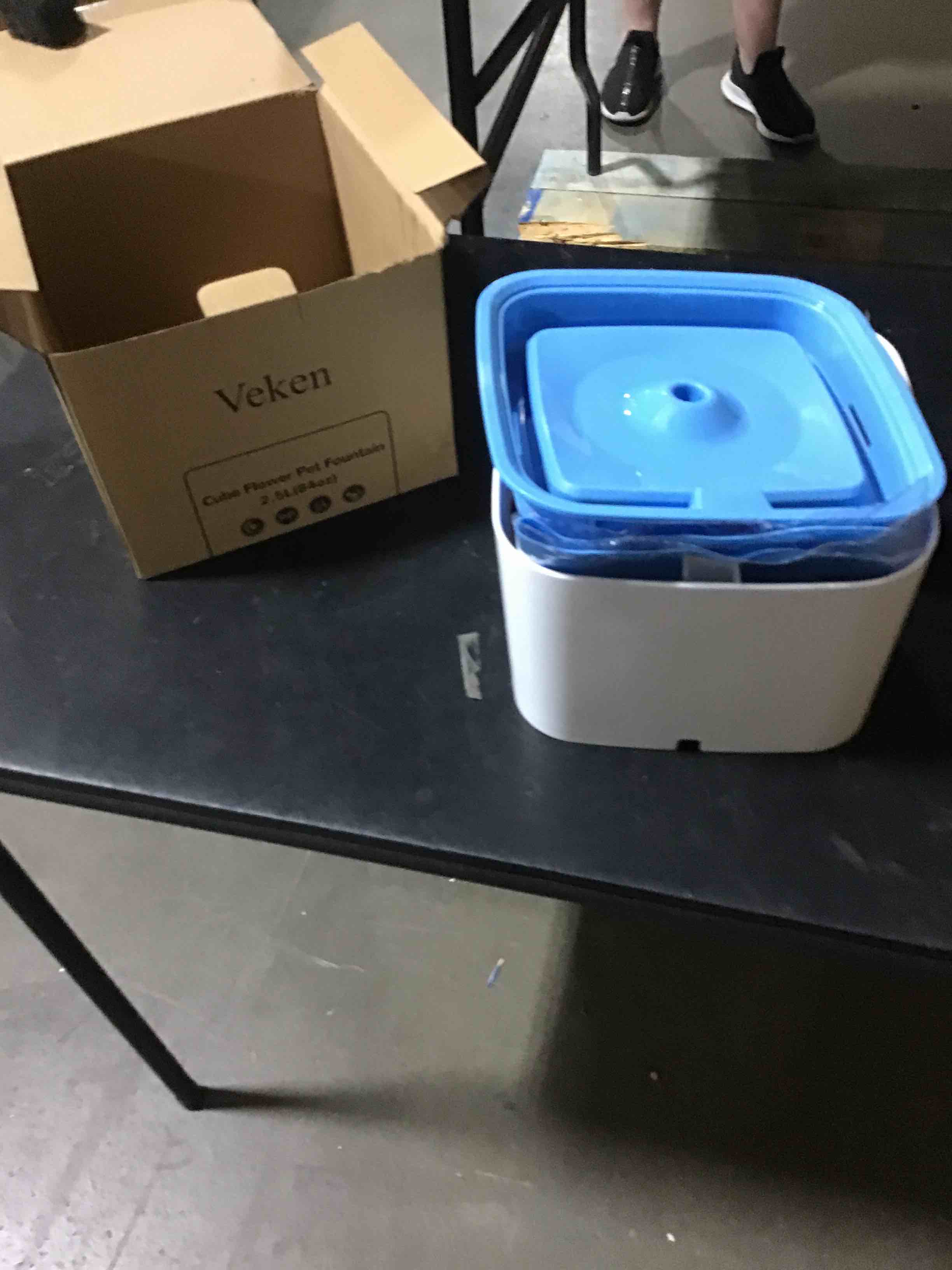 https://s3.amazonaws.com/lotting-images-prod/bidfta/GRN6468456_1716904091491.jpeg