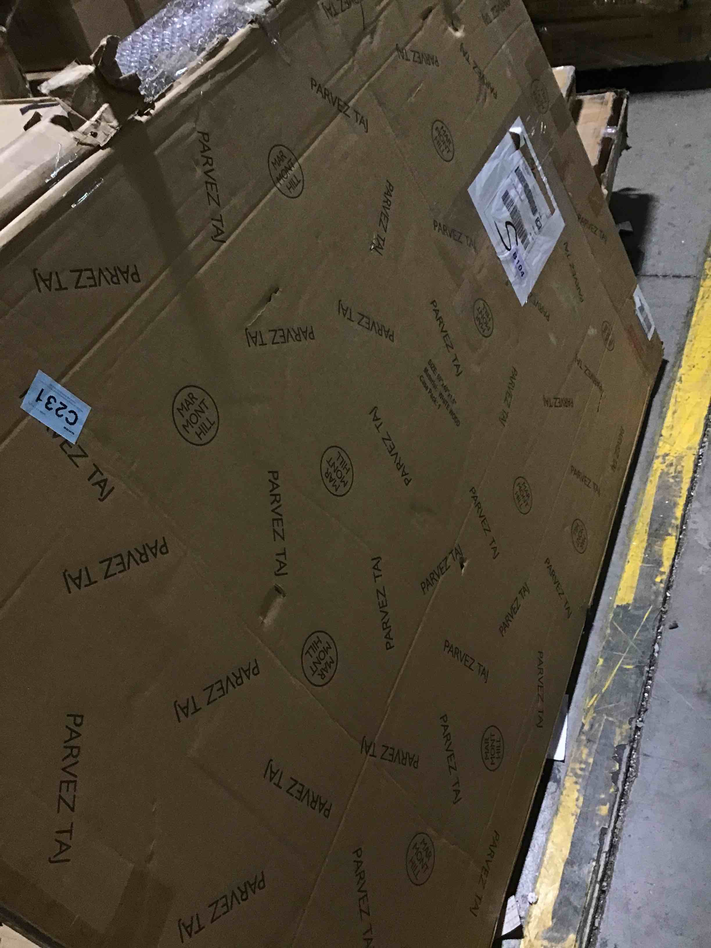 https://s3.amazonaws.com/lotting-images-prod/bidfta/GRN6470016_1717159245279.jpeg