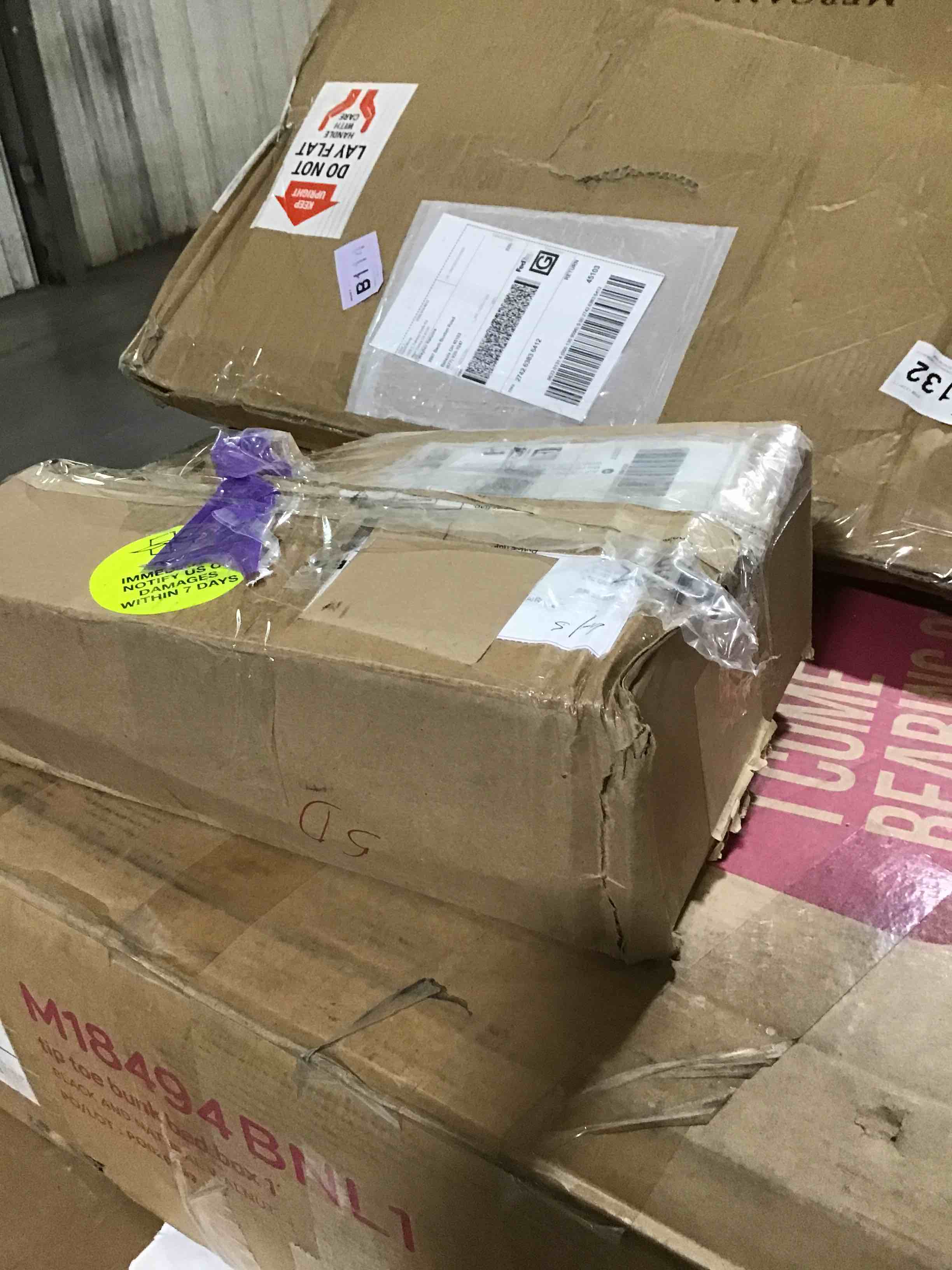 https://s3.amazonaws.com/lotting-images-prod/bidfta/GRN6470028_1717163055638.jpeg