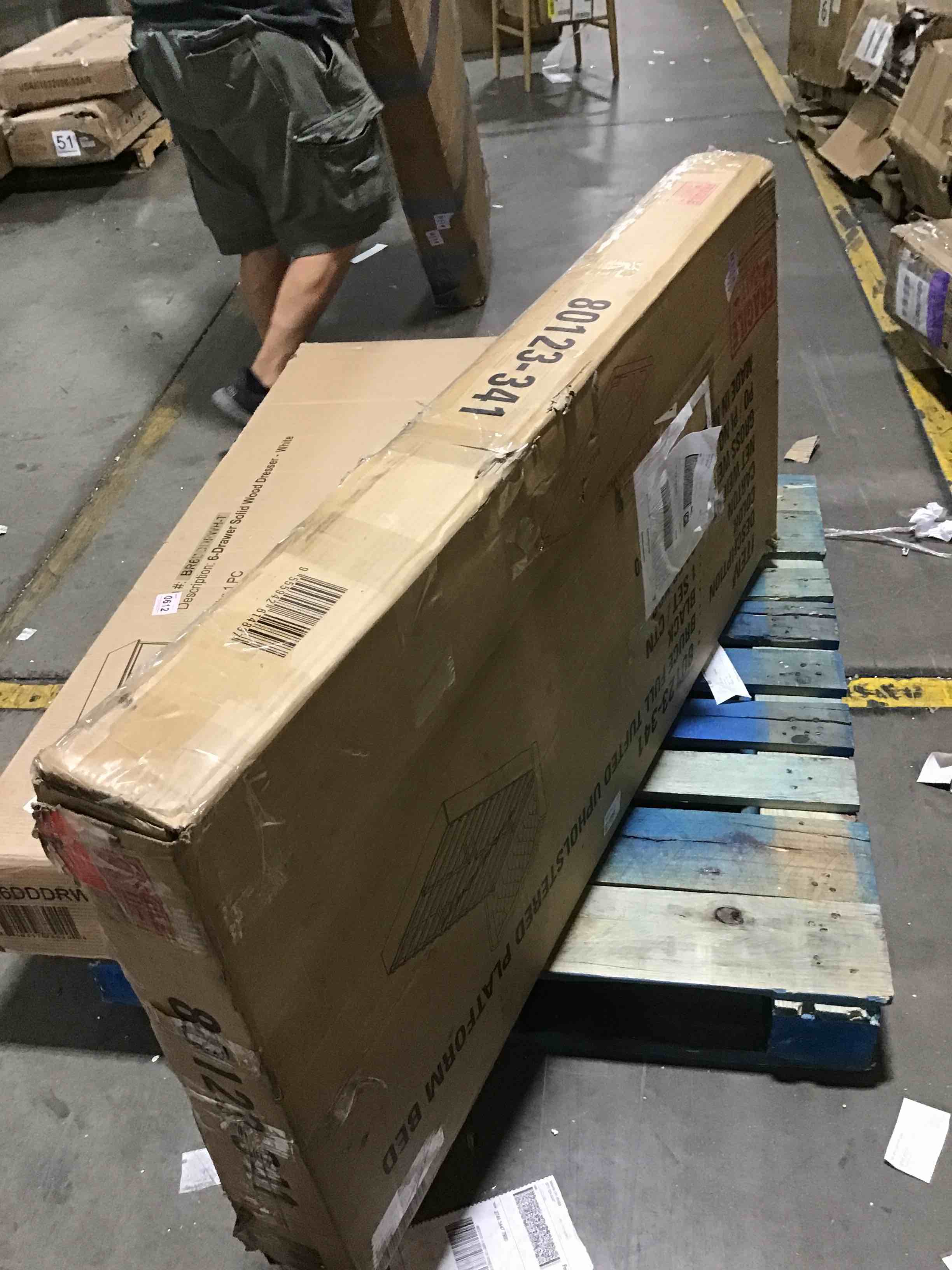 https://s3.amazonaws.com/lotting-images-prod/bidfta/GRN6470060_1717175456086.jpeg