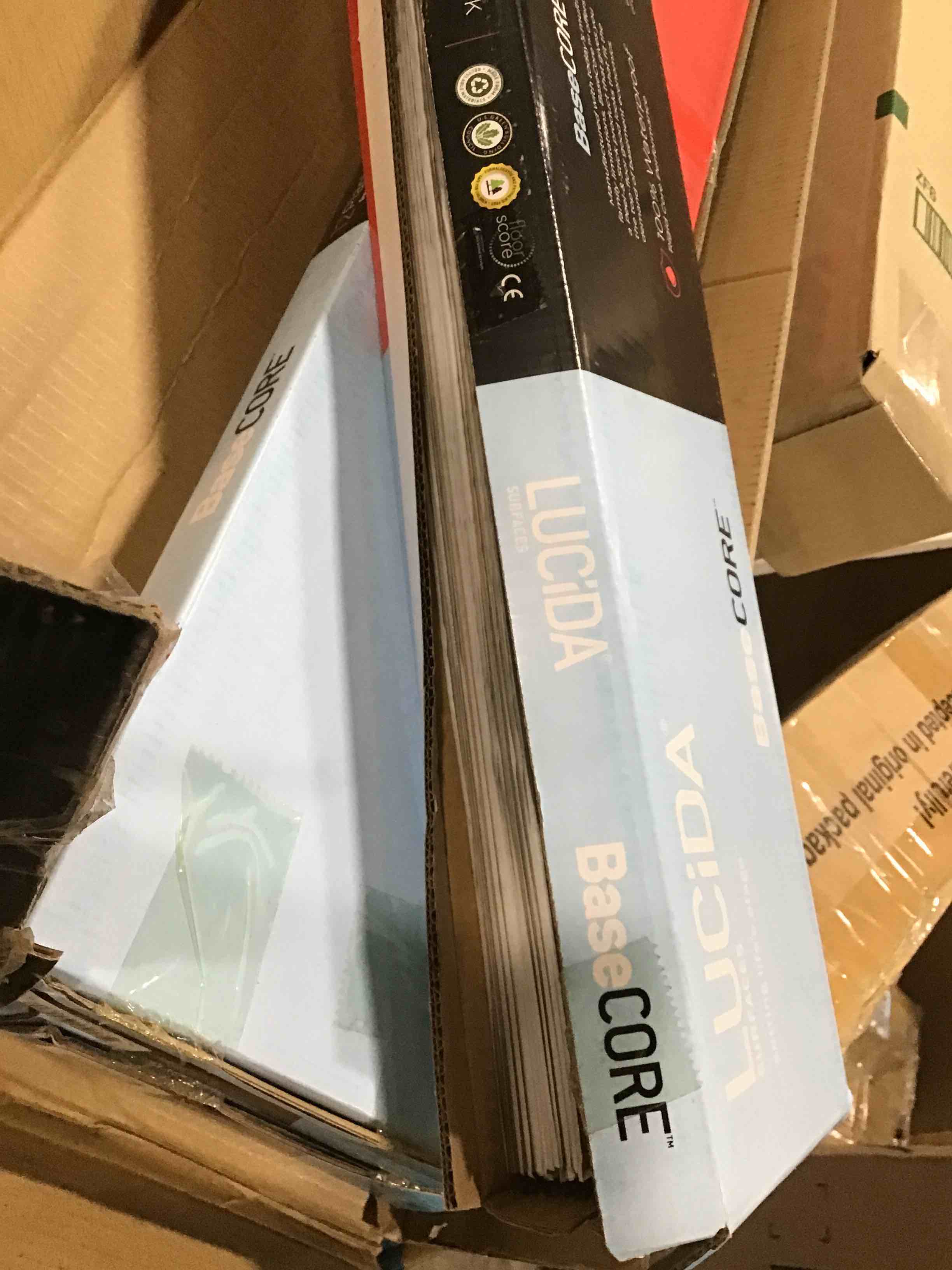 https://s3.amazonaws.com/lotting-images-prod/bidfta/GRN6472548_1717696291431.jpeg