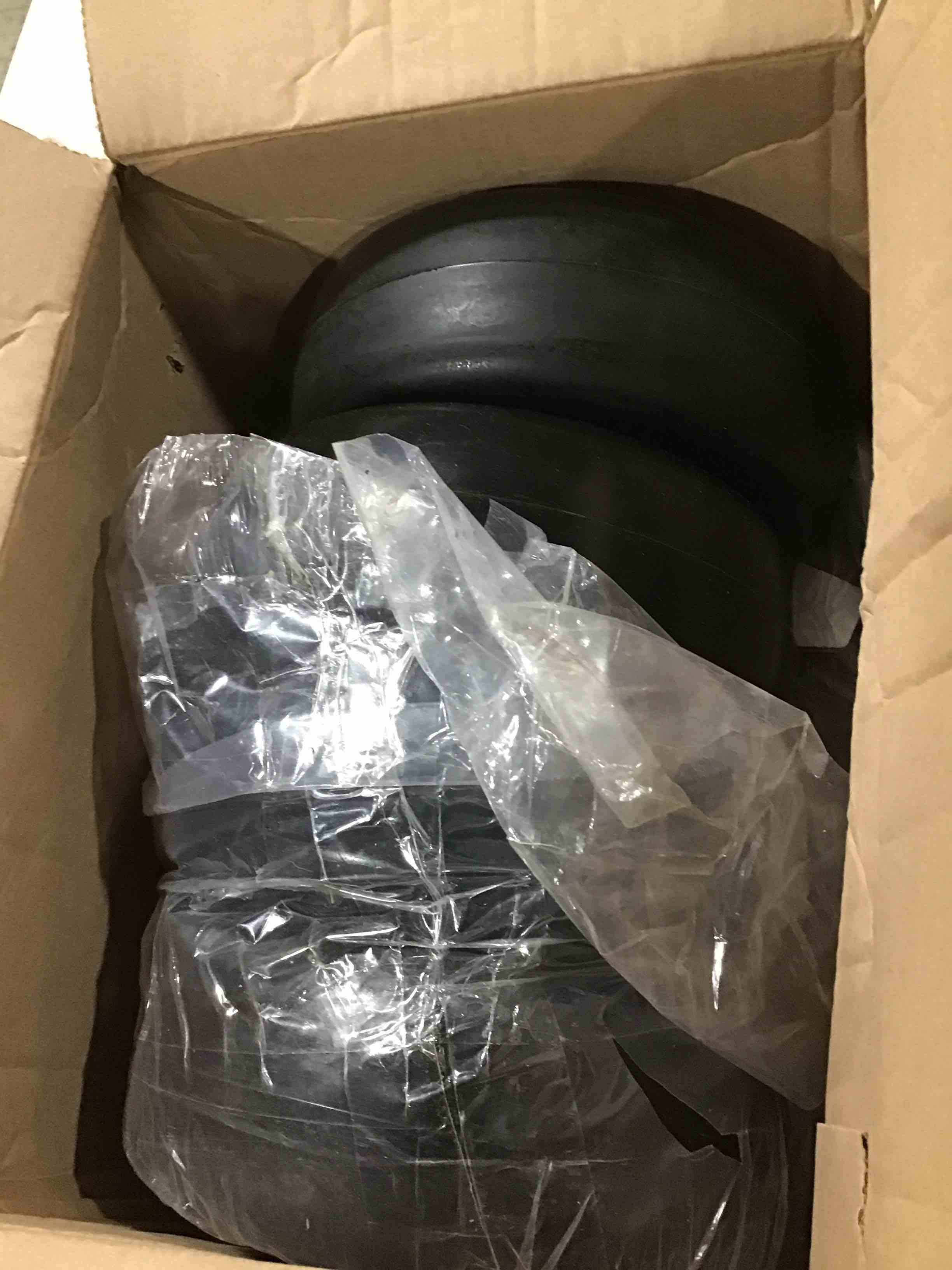 https://s3.amazonaws.com/lotting-images-prod/bidfta/GRN6472550_1717696522868.jpeg