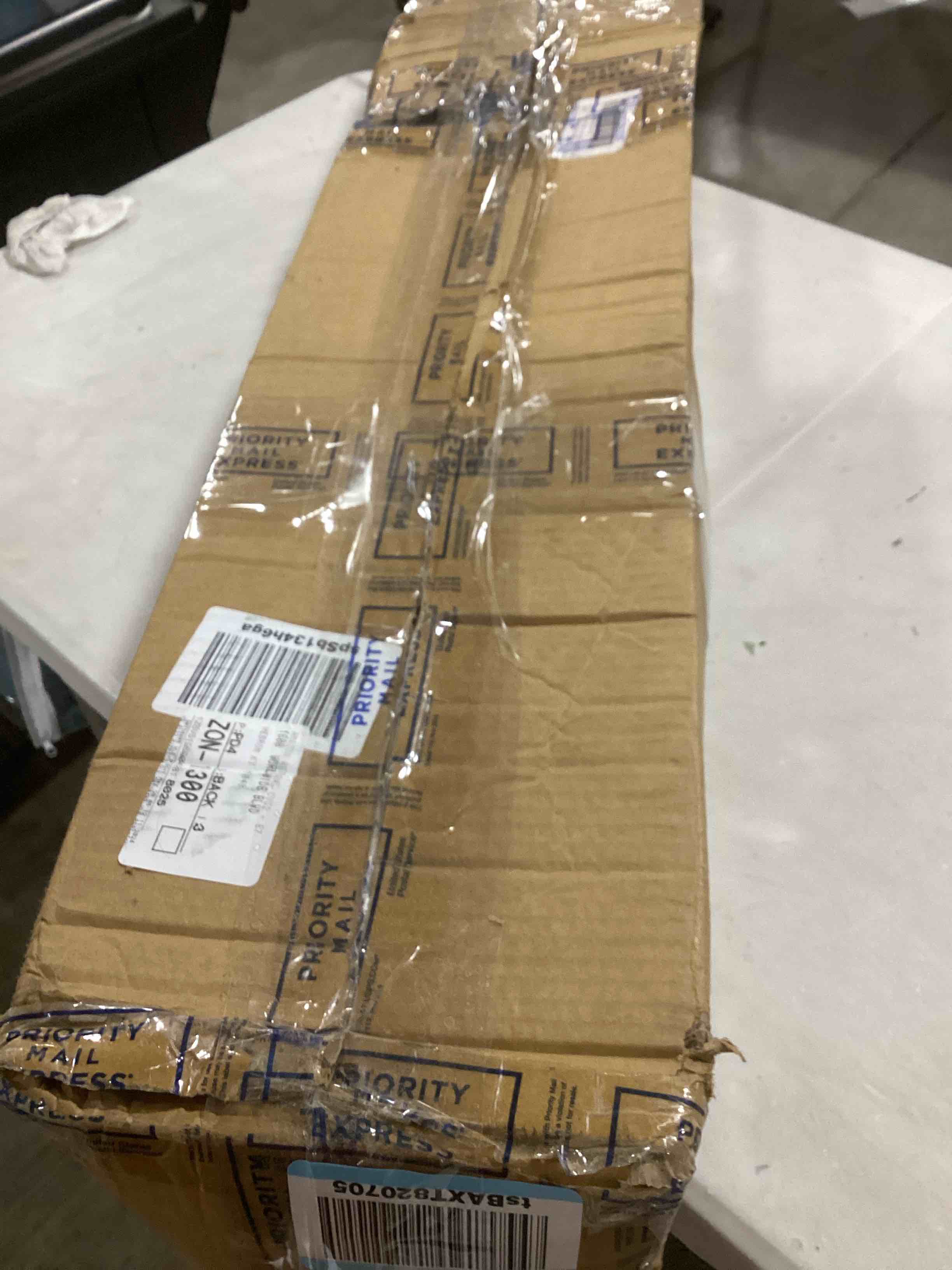 https://s3.amazonaws.com/lotting-images-prod/bidfta/GRN6475025_1718306176130.jpeg