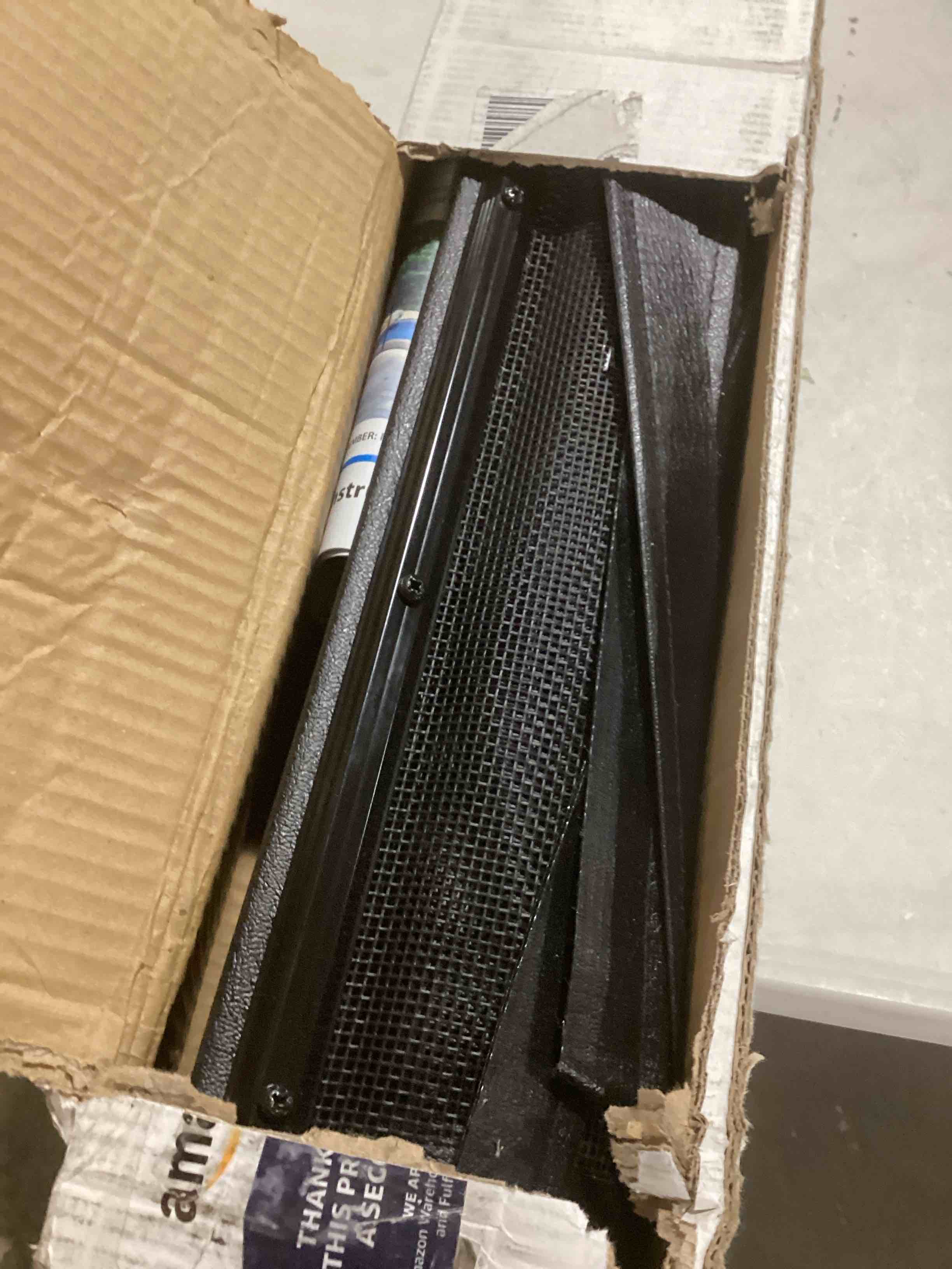 https://s3.amazonaws.com/lotting-images-prod/bidfta/GRN6475060_1718365589697.jpeg