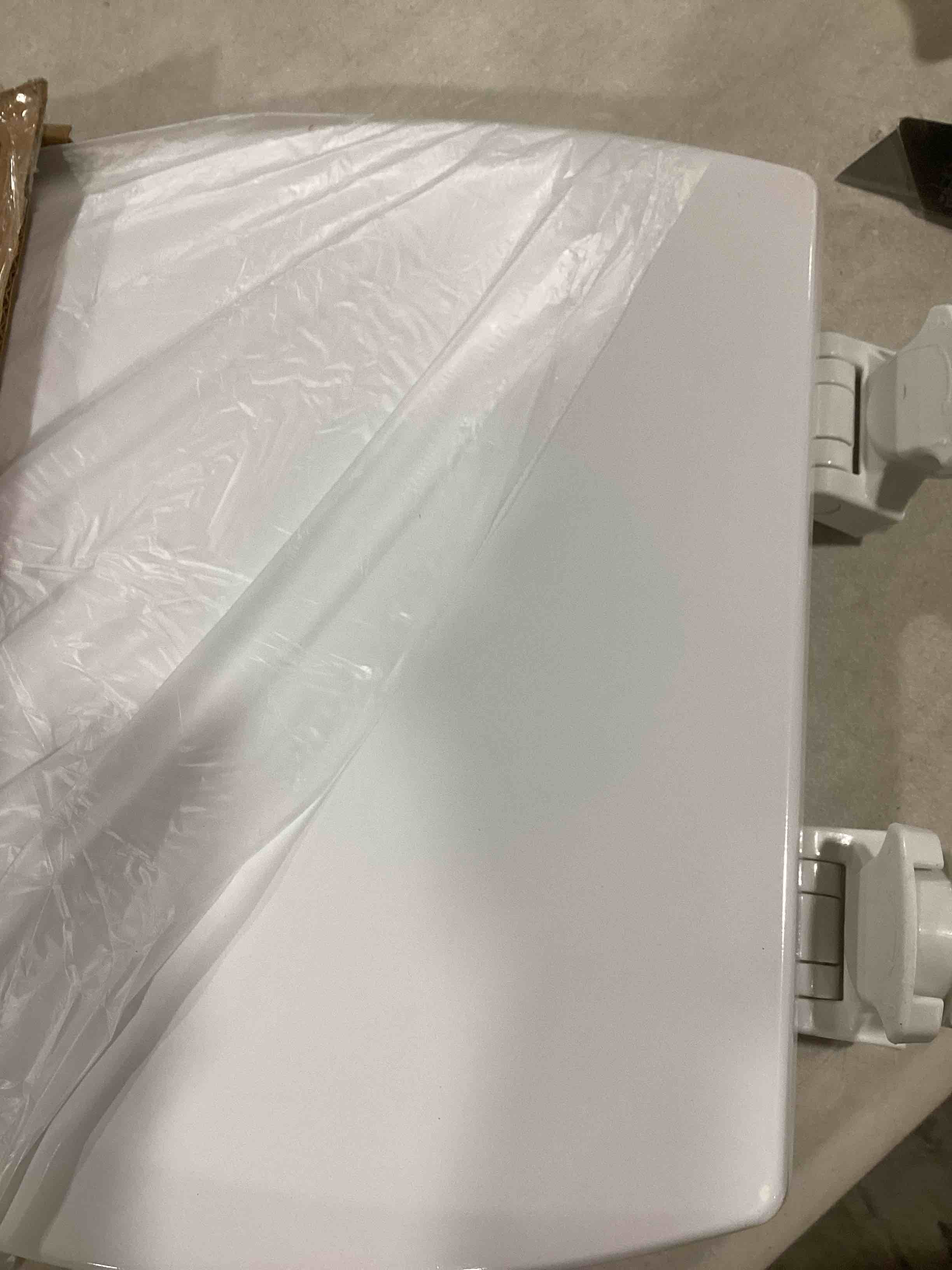 https://s3.amazonaws.com/lotting-images-prod/bidfta/GRN6475189_1718393188140.jpeg