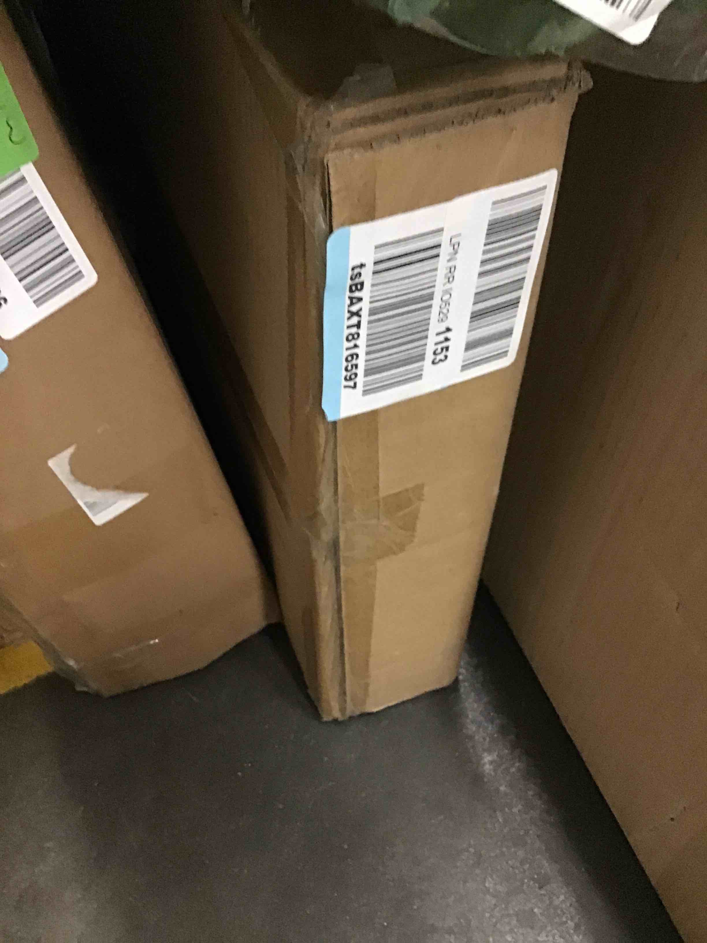 https://s3.amazonaws.com/lotting-images-prod/bidfta/GRN6477900_1718369130810.jpeg