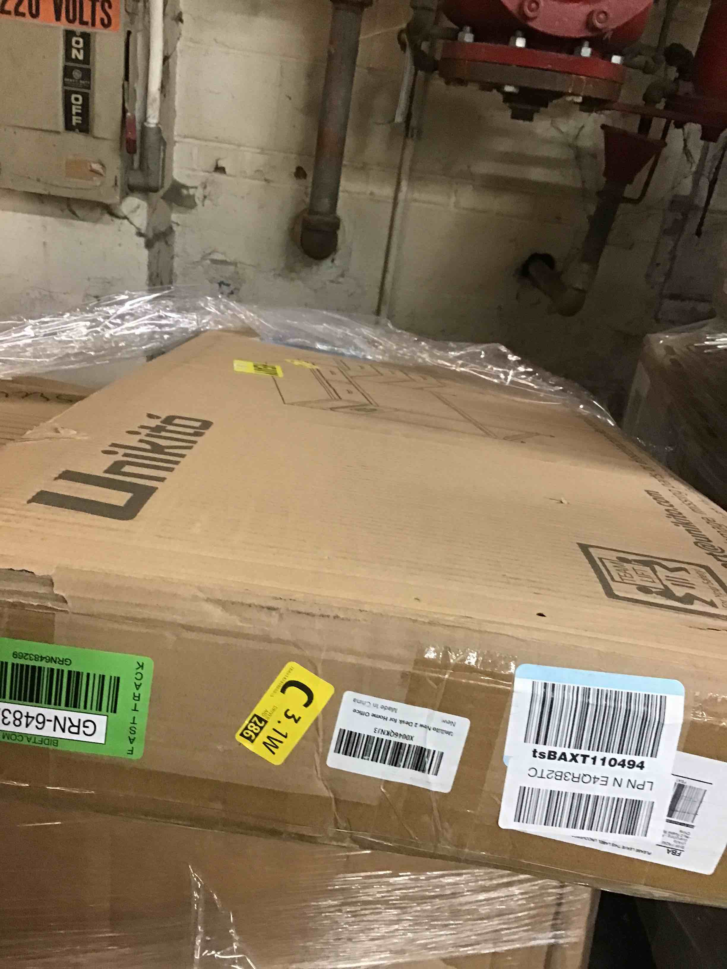 https://s3.amazonaws.com/lotting-images-prod/bidfta/GRN6483269_1723138547562.jpeg