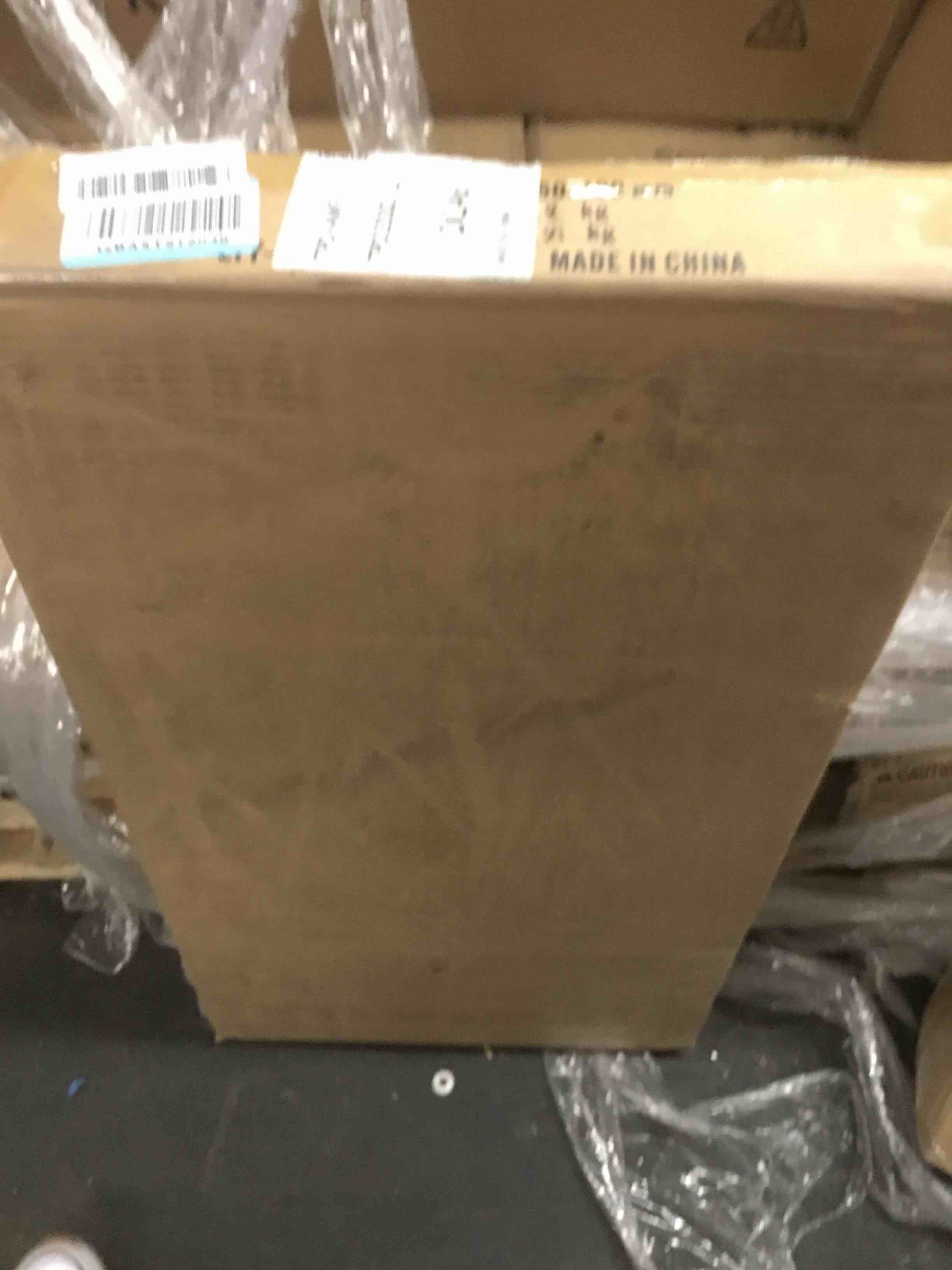 https://s3.amazonaws.com/lotting-images-prod/bidfta/GRN6486032_1722624862930.jpeg