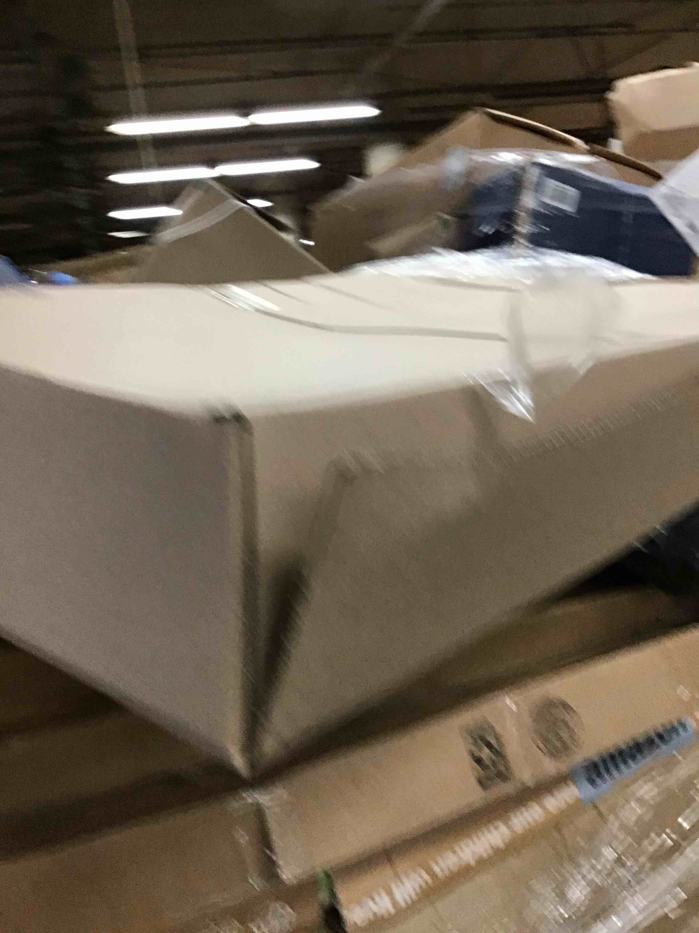 https://s3.amazonaws.com/lotting-images-prod/bidfta/GRN6486913_1720638579439.jpeg