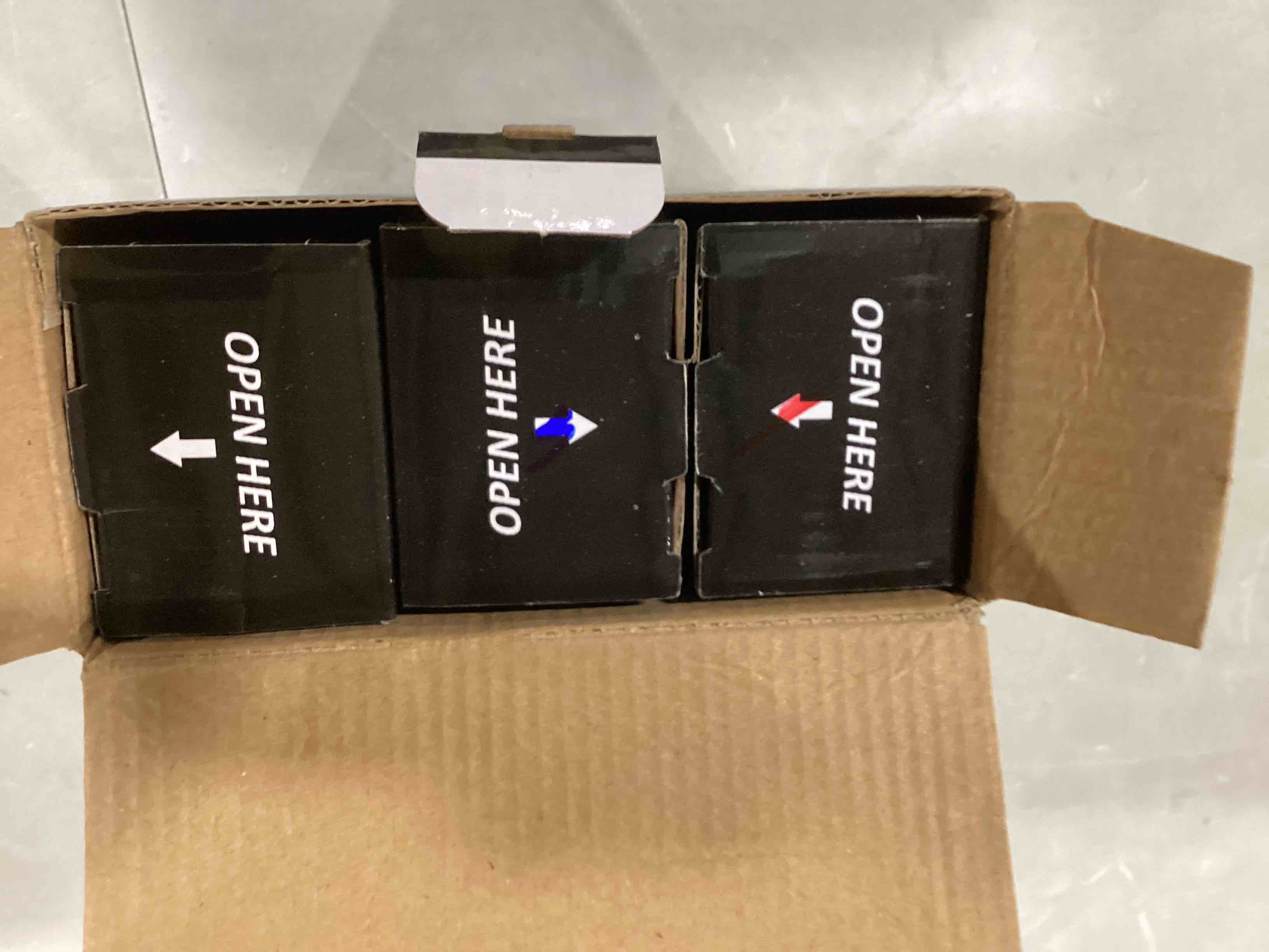 https://s3.amazonaws.com/lotting-images-prod/bidfta/GRN6488165_1720526344075.jpeg
