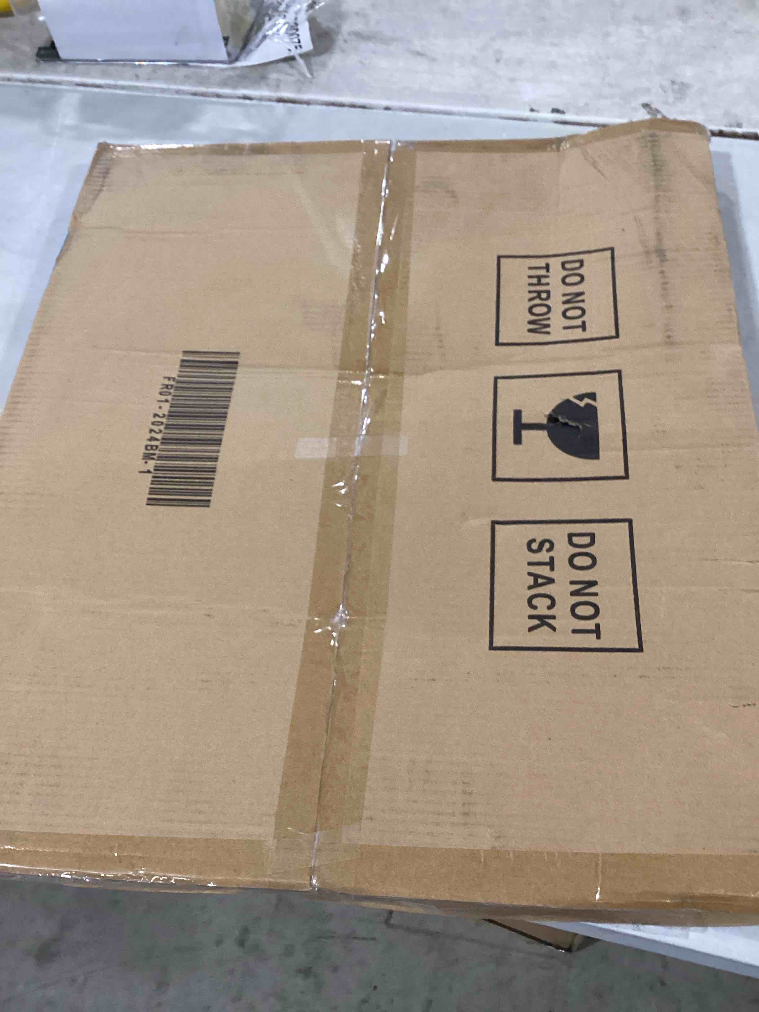 https://s3.amazonaws.com/lotting-images-prod/bidfta/GRN6489103_1720803874917.jpeg