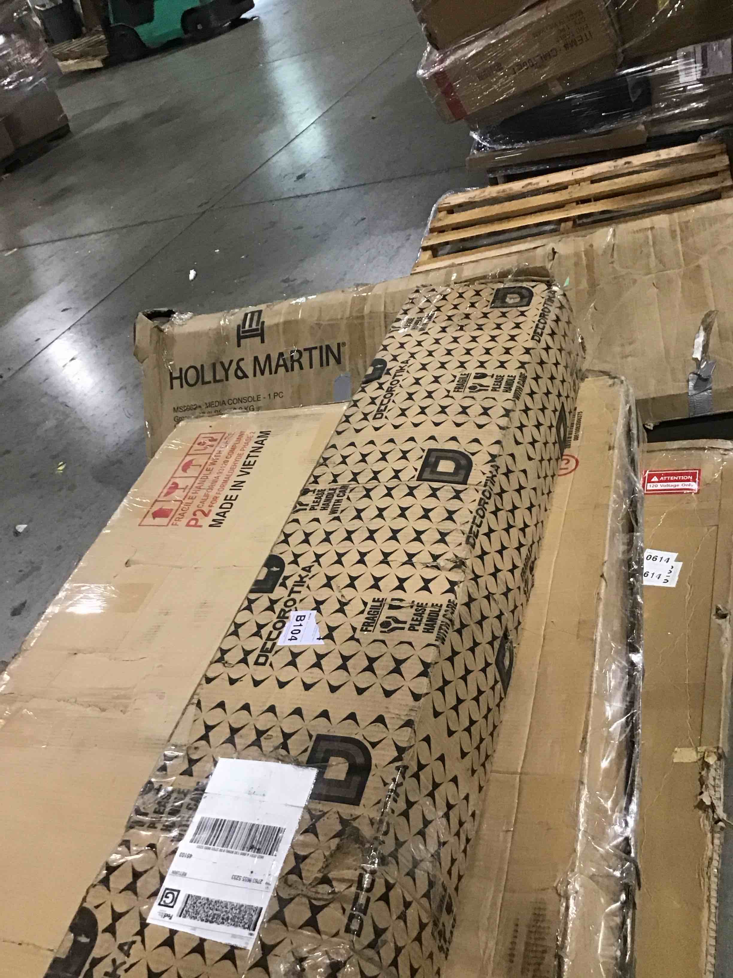 https://s3.amazonaws.com/lotting-images-prod/bidfta/GRN6489978_1720806013675.jpeg