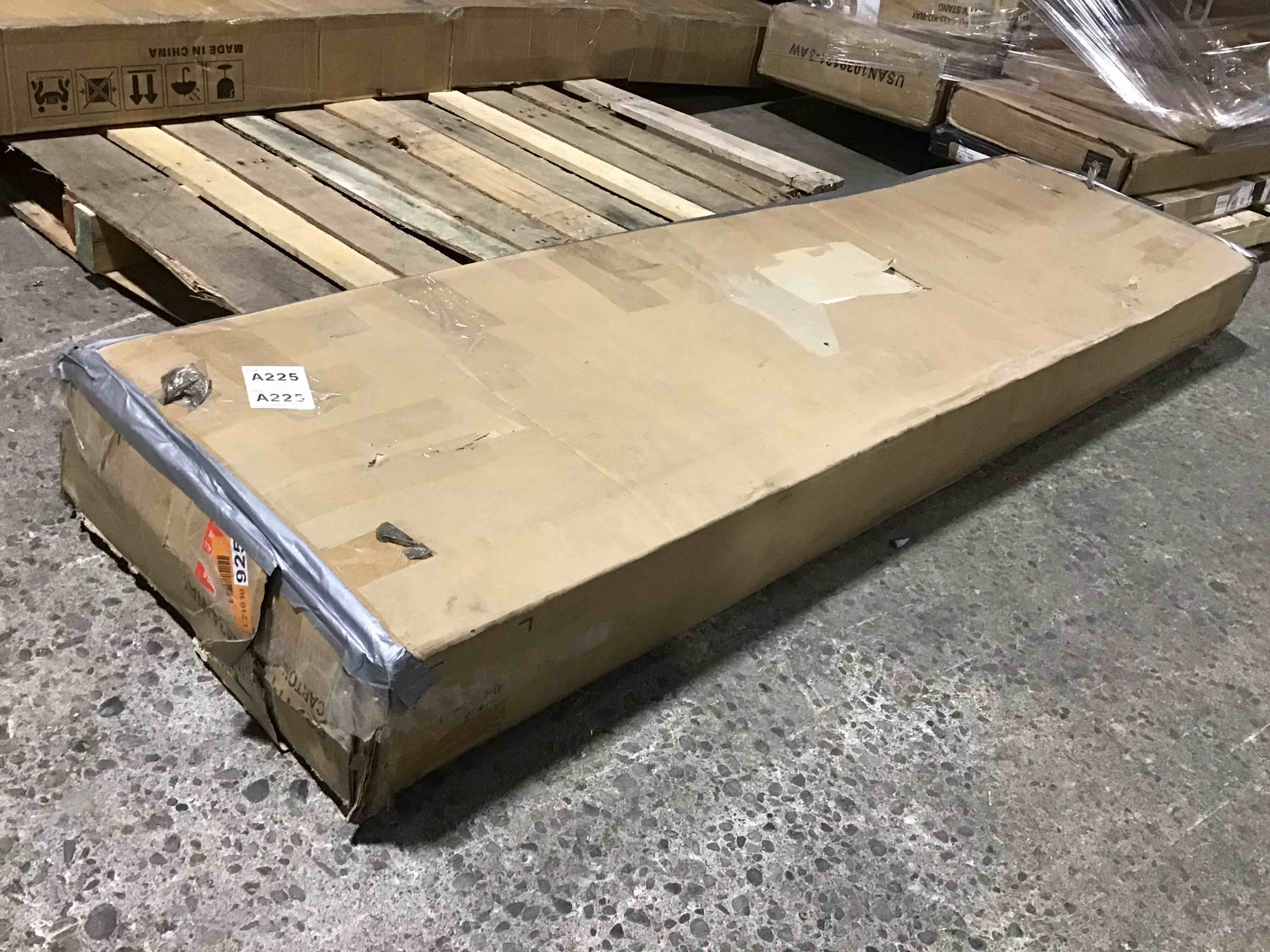https://s3.amazonaws.com/lotting-images-prod/bidfta/GRN6490680_1725902150414.jpeg