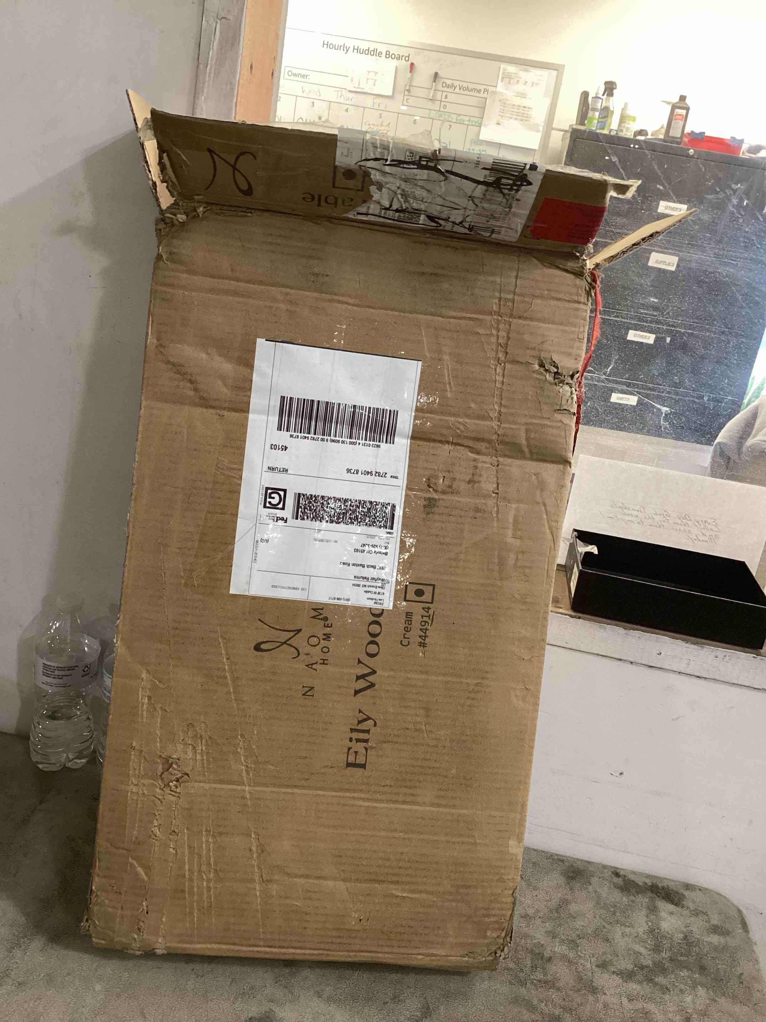 https://s3.amazonaws.com/lotting-images-prod/bidfta/GRN6491918_1725376511673.jpeg
