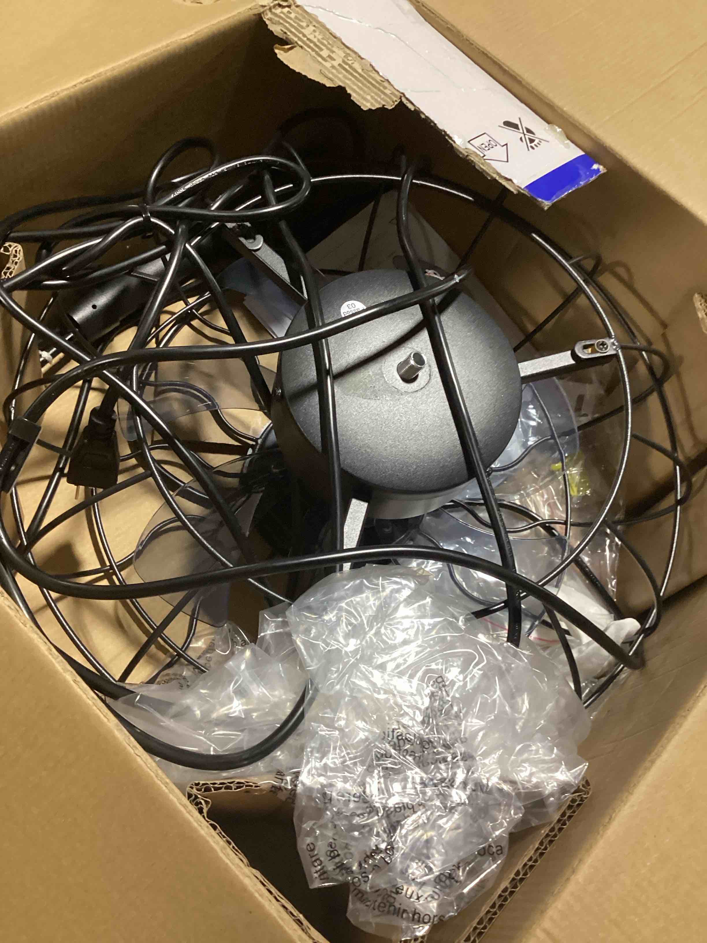 https://s3.amazonaws.com/lotting-images-prod/bidfta/GRN6492077_1729004448255.jpeg