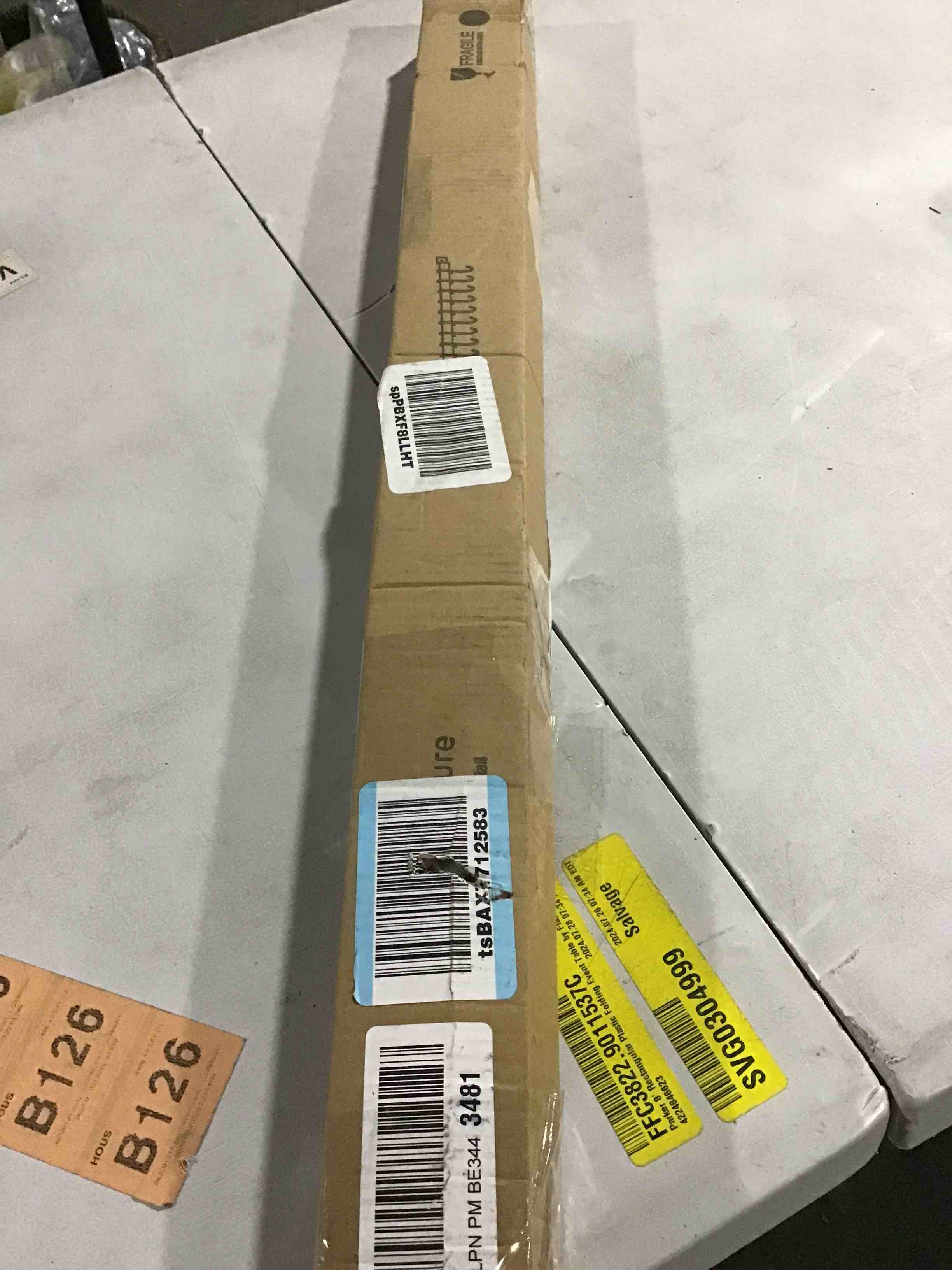 https://s3.amazonaws.com/lotting-images-prod/bidfta/GRN6492231_1729099098090.jpeg