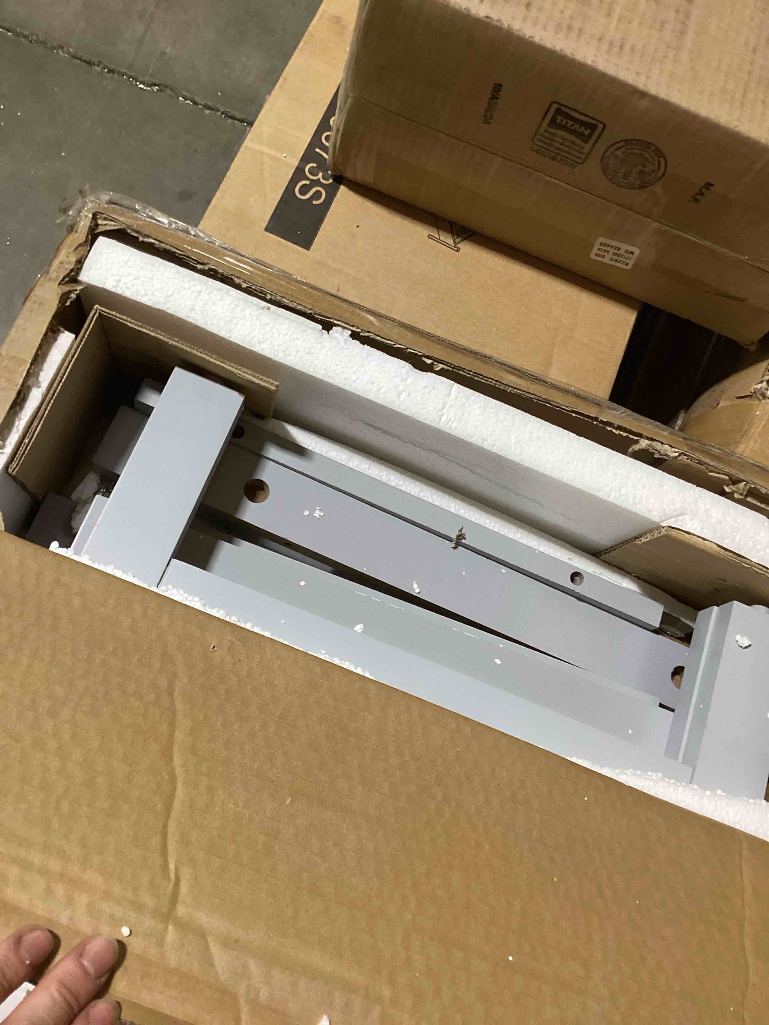 https://s3.amazonaws.com/lotting-images-prod/bidfta/GRN6492606_1720205231477.jpeg
