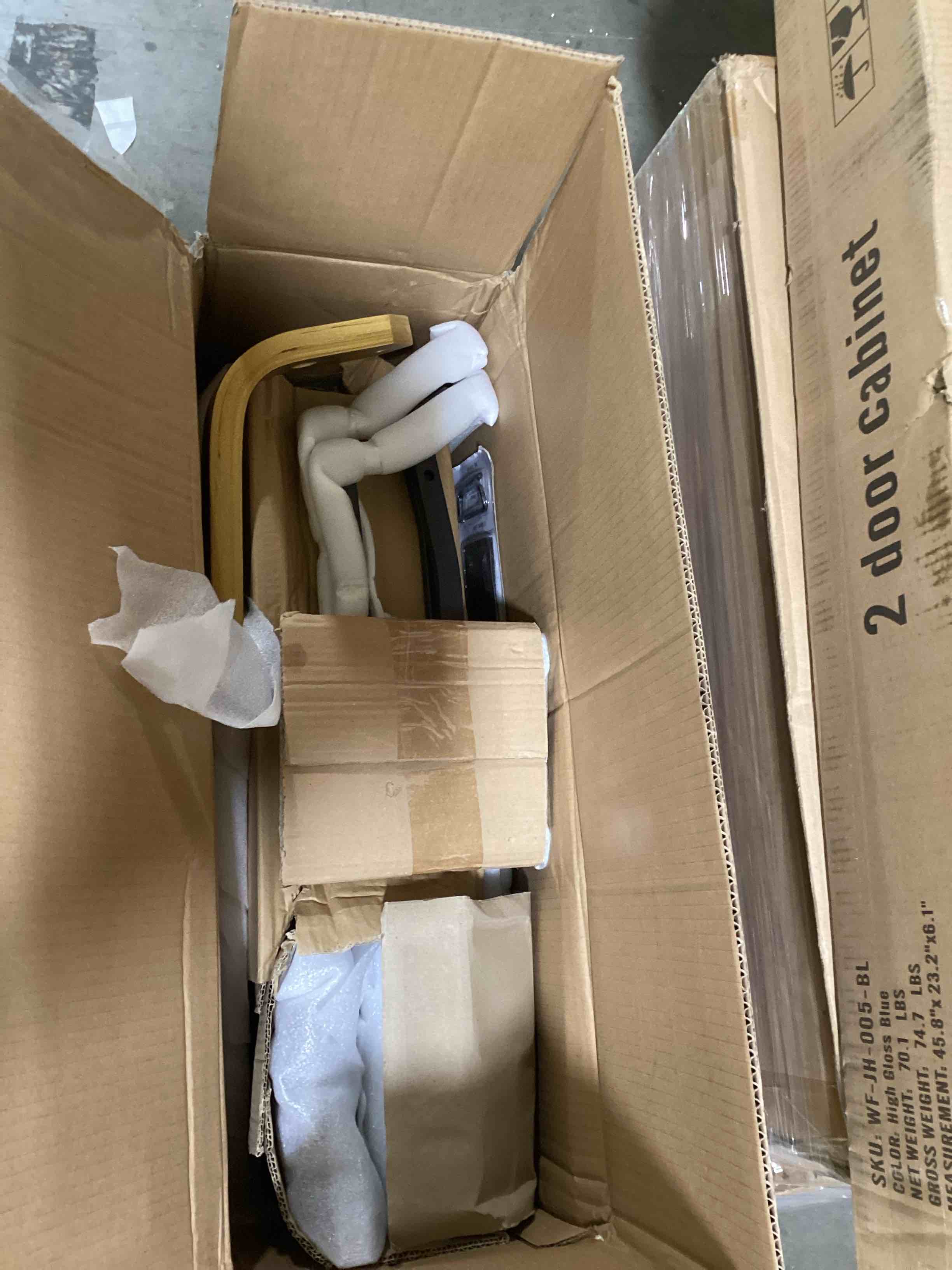 https://s3.amazonaws.com/lotting-images-prod/bidfta/GRN6492862_1720552459696.jpeg