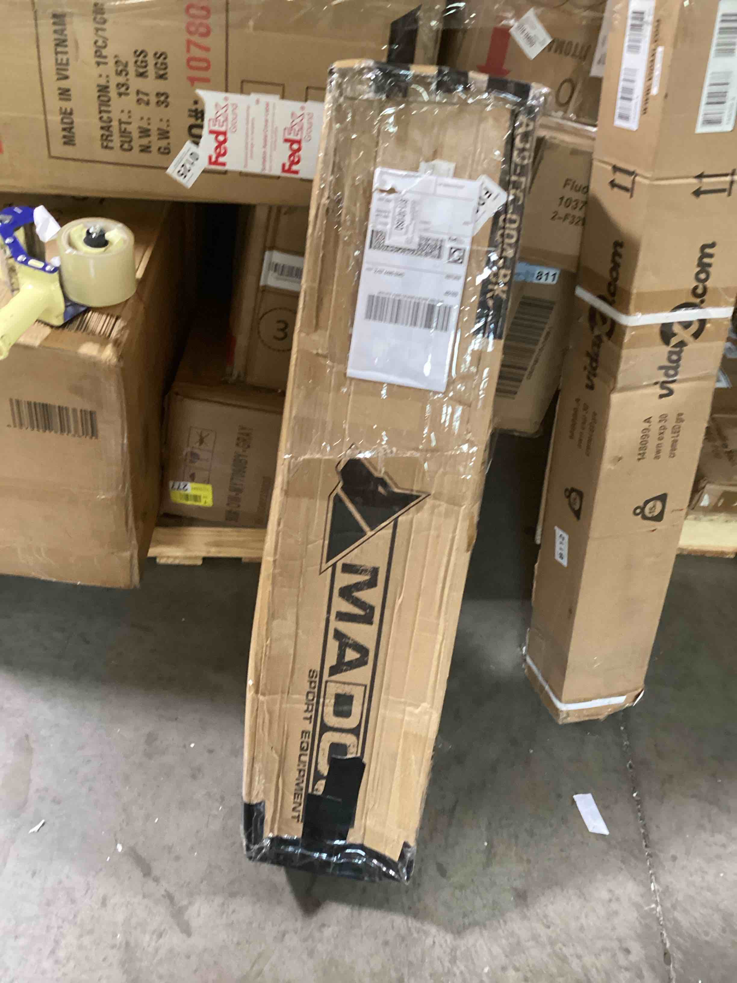https://s3.amazonaws.com/lotting-images-prod/bidfta/GRN6493834_1721156720008.jpeg