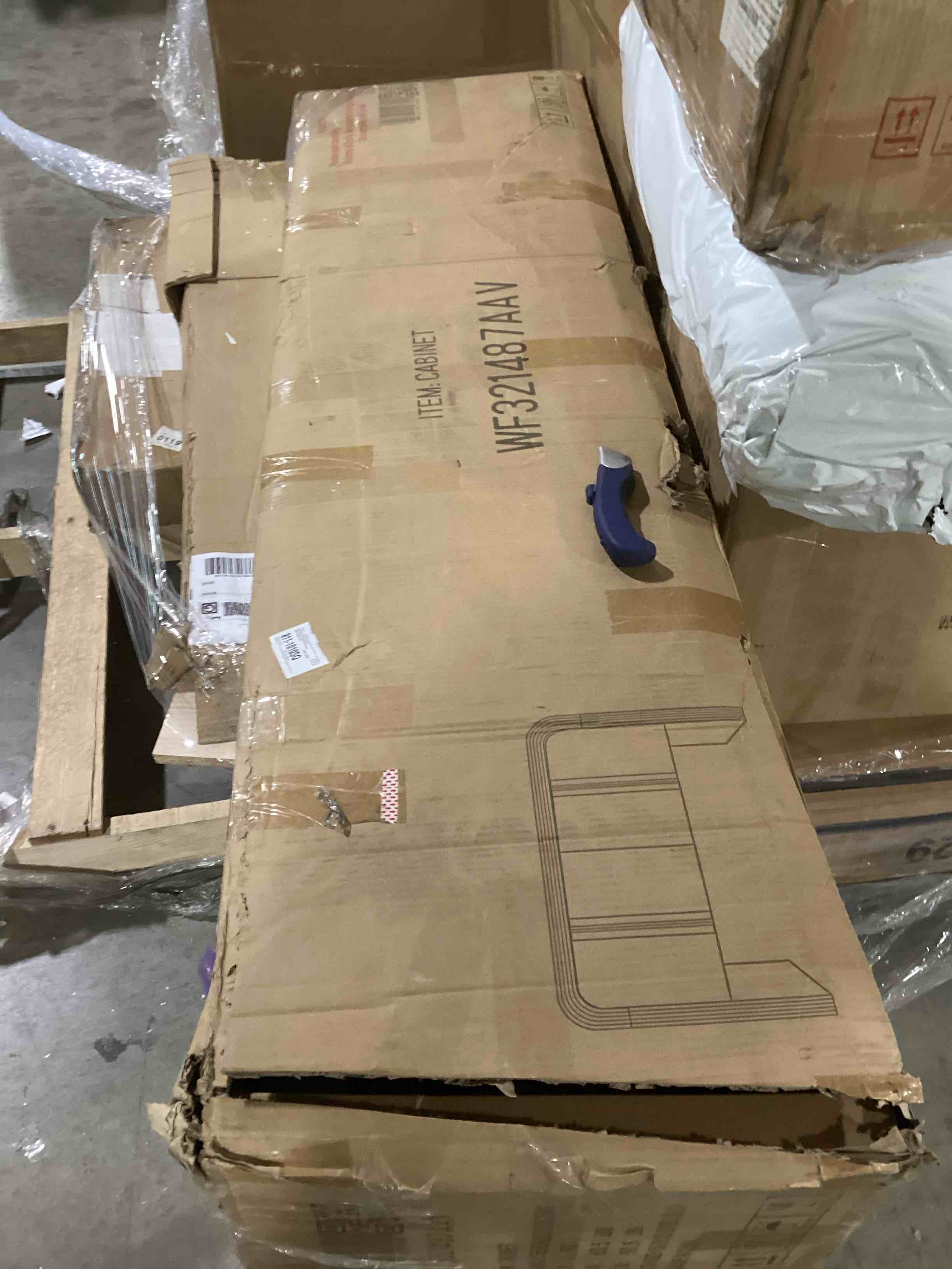 https://s3.amazonaws.com/lotting-images-prod/bidfta/GRN6493939_1721314992329.jpeg