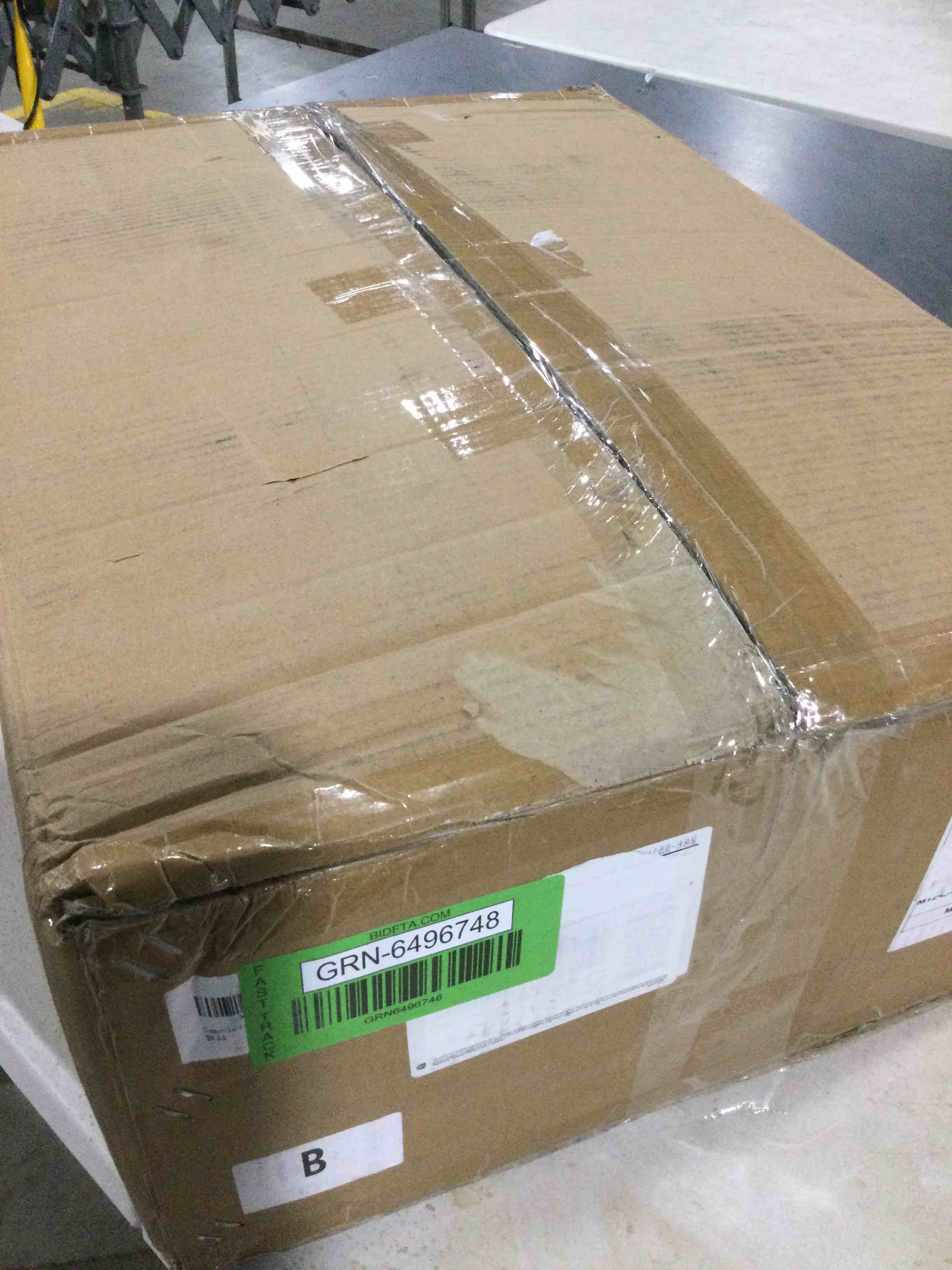 https://s3.amazonaws.com/lotting-images-prod/bidfta/GRN6496748_1719254855085.jpeg