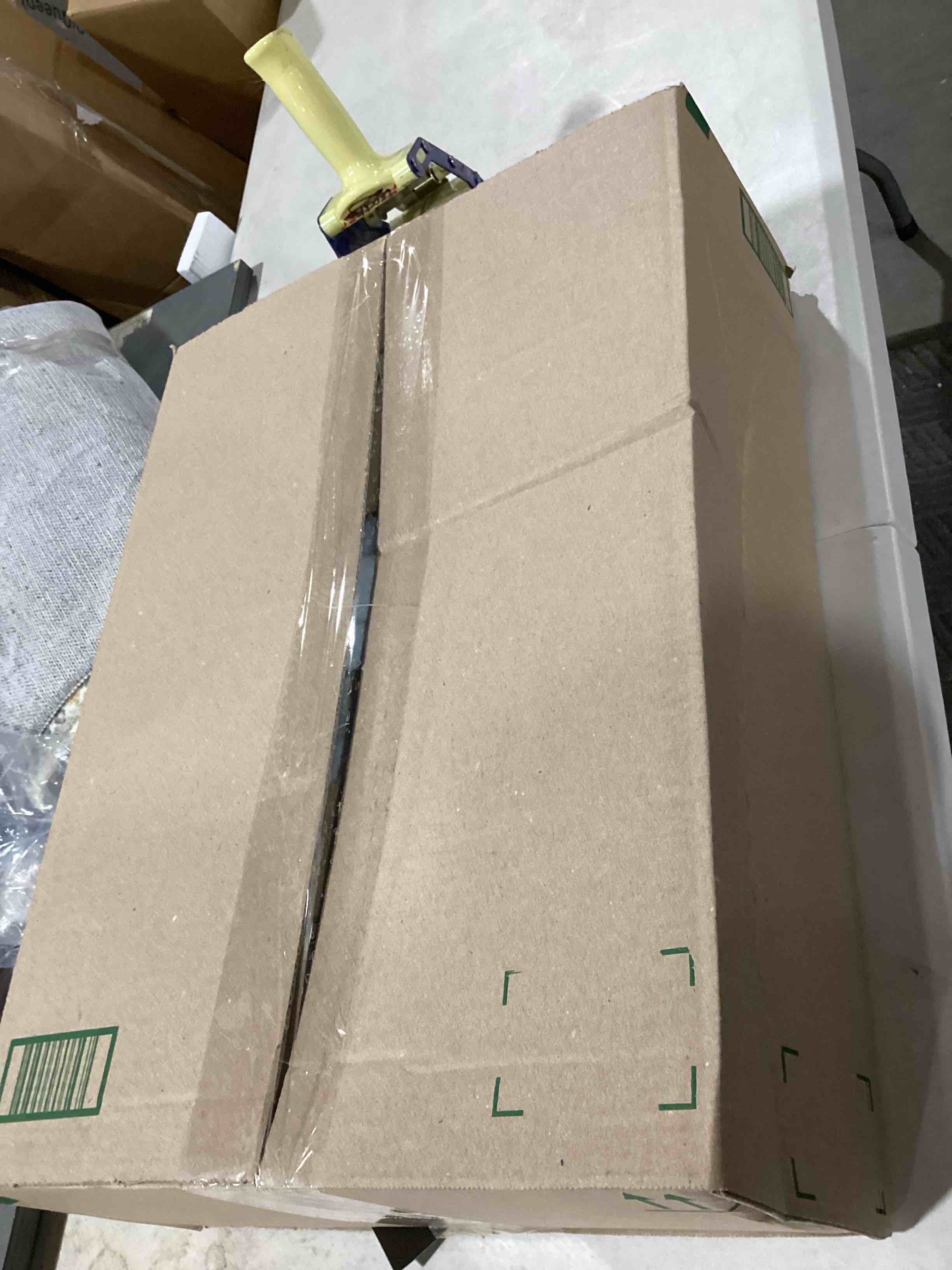 https://s3.amazonaws.com/lotting-images-prod/bidfta/GRN6499499_1722273310123.jpeg