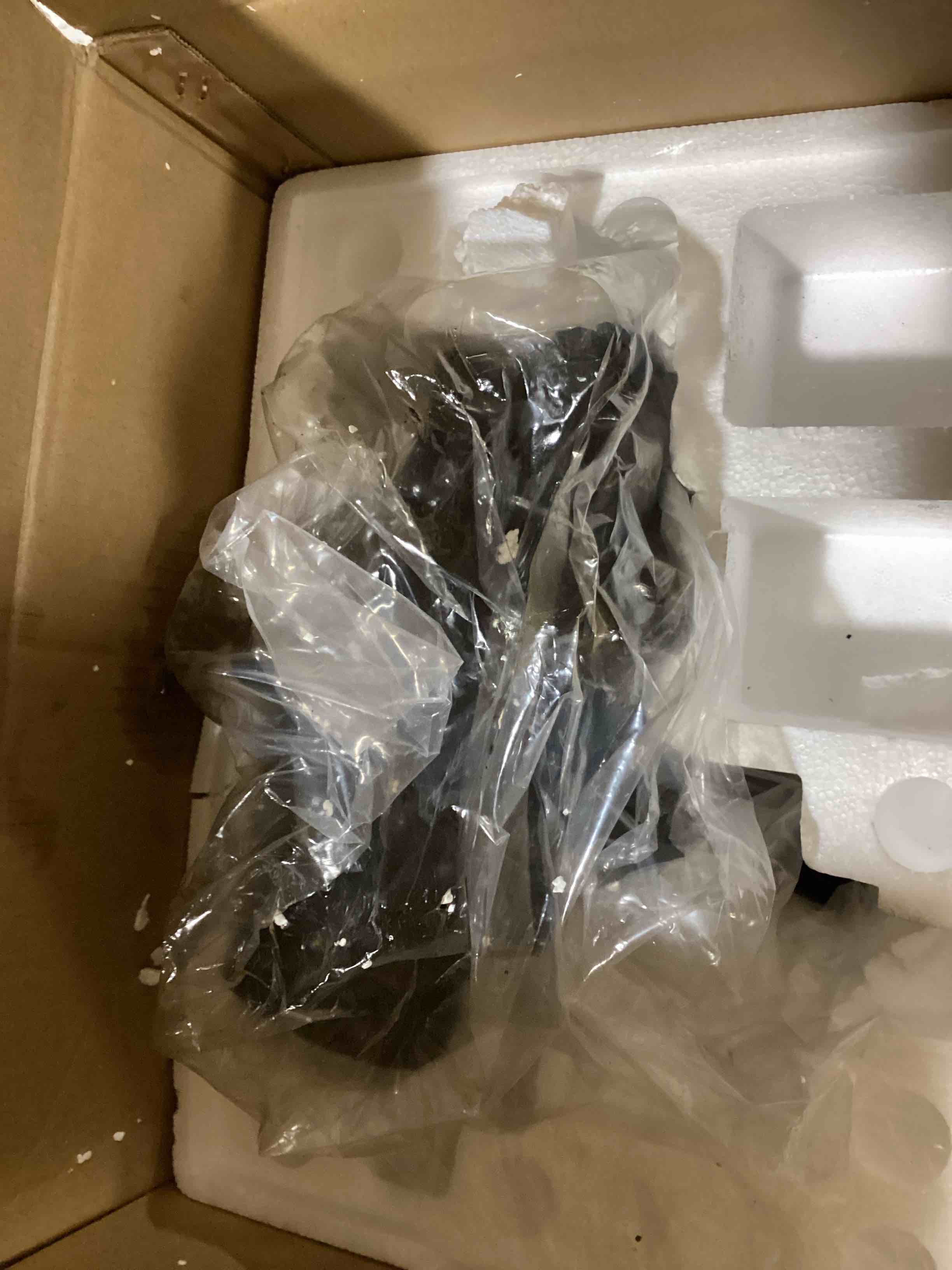 https://s3.amazonaws.com/lotting-images-prod/bidfta/GRN6499515_1722271206503.jpeg