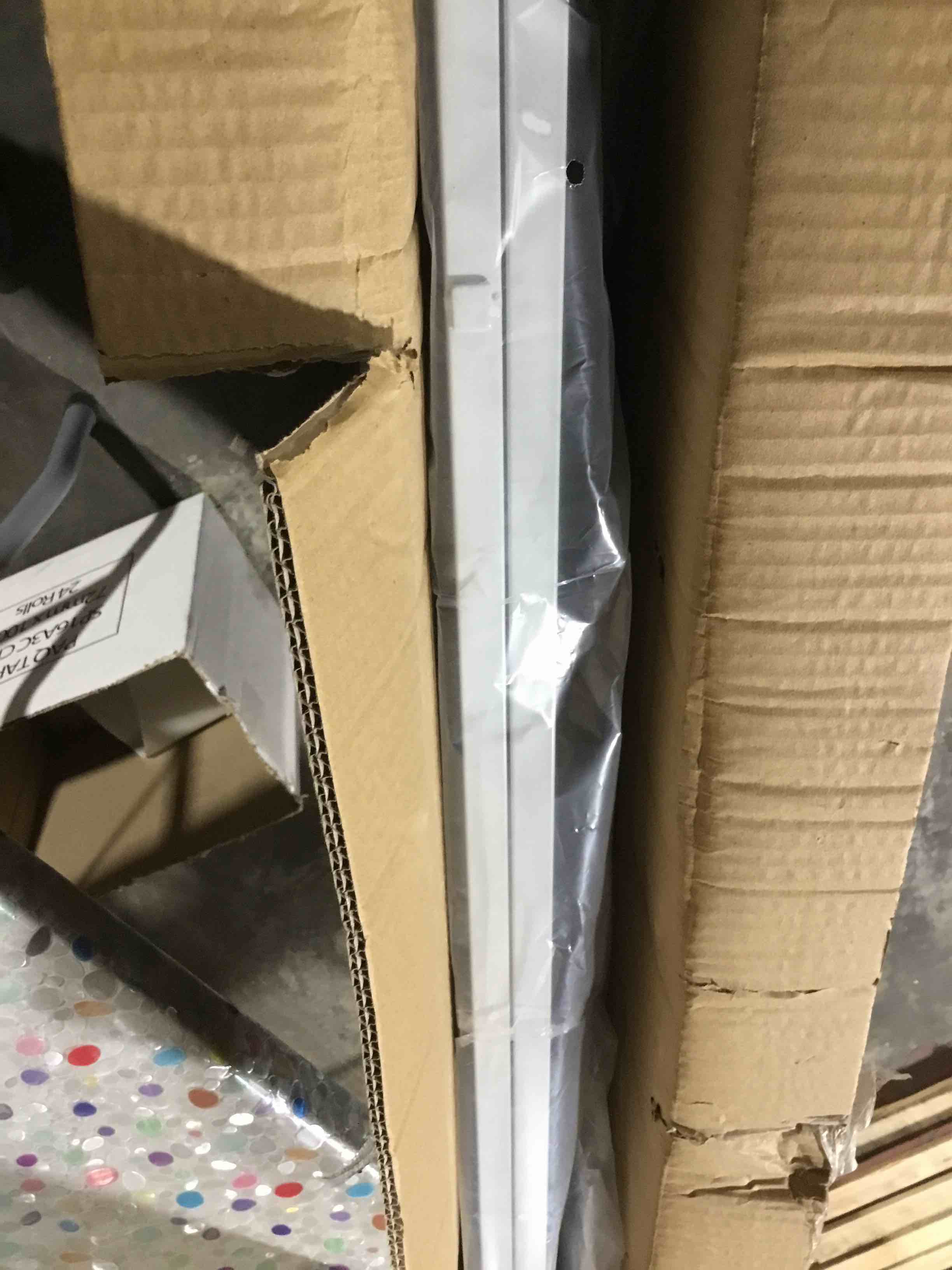 https://s3.amazonaws.com/lotting-images-prod/bidfta/GRN6507851_1721917921233.jpeg