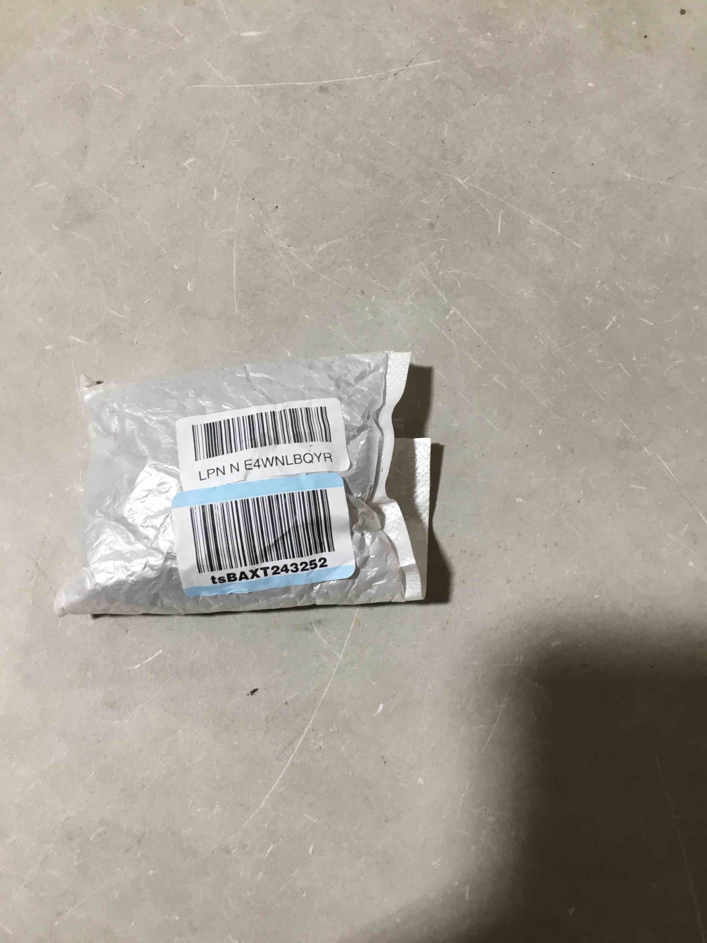 https://s3.amazonaws.com/lotting-images-prod/bidfta/GRN6509518_1722969979392.jpeg