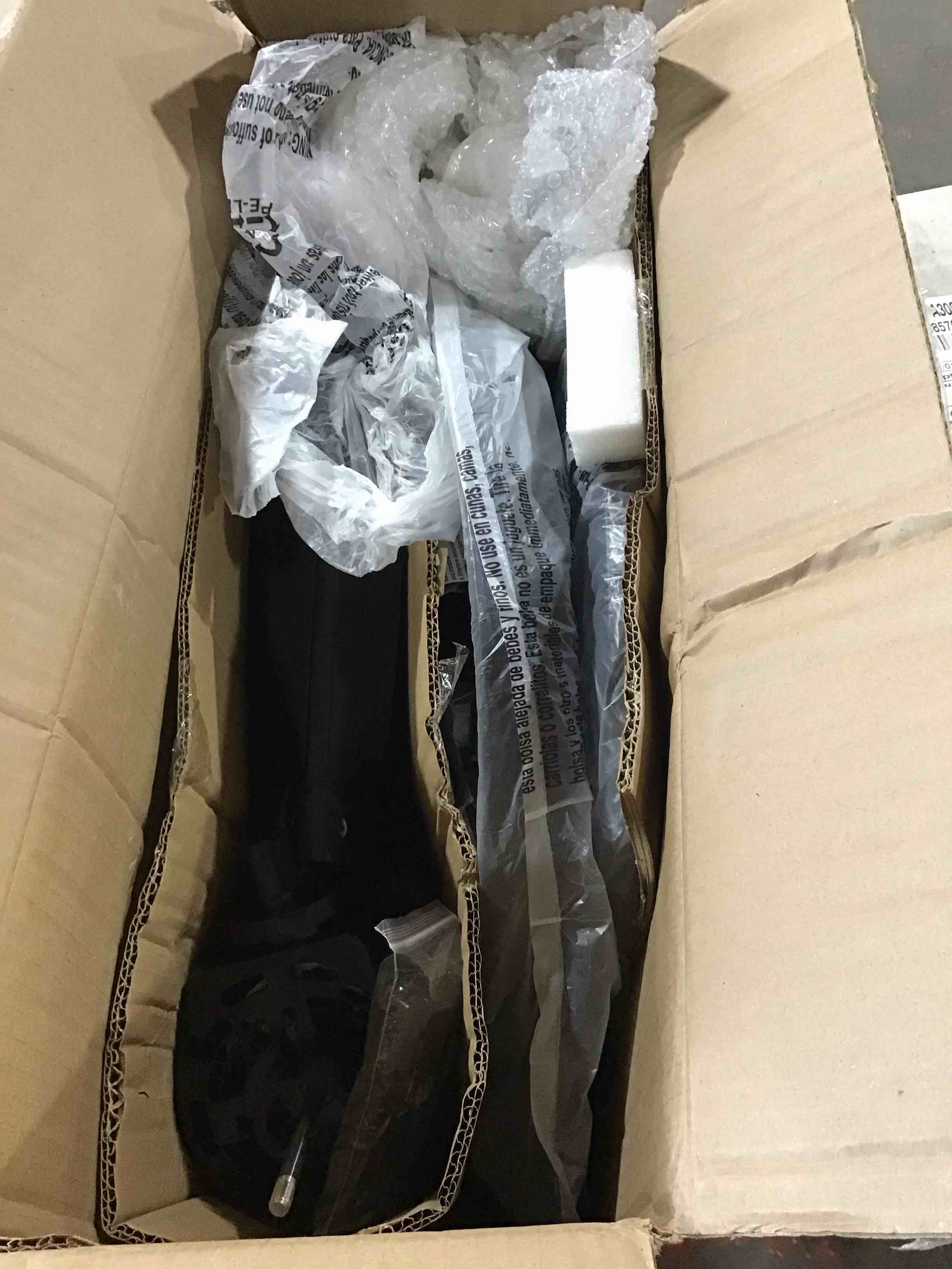 https://s3.amazonaws.com/lotting-images-prod/bidfta/GRN6509619_1723043158441.jpeg