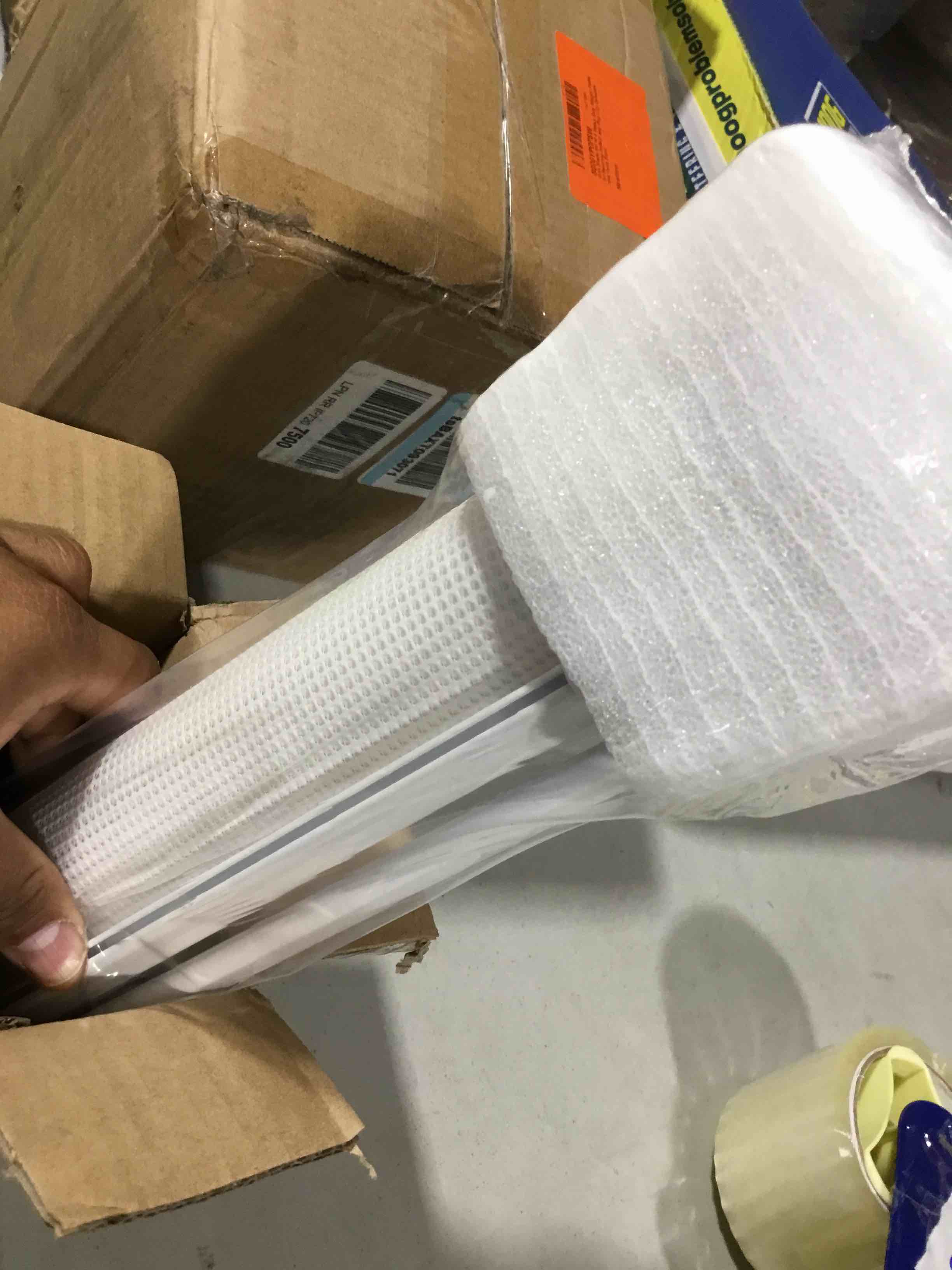 https://s3.amazonaws.com/lotting-images-prod/bidfta/GRN6514875_1720789899236.jpeg