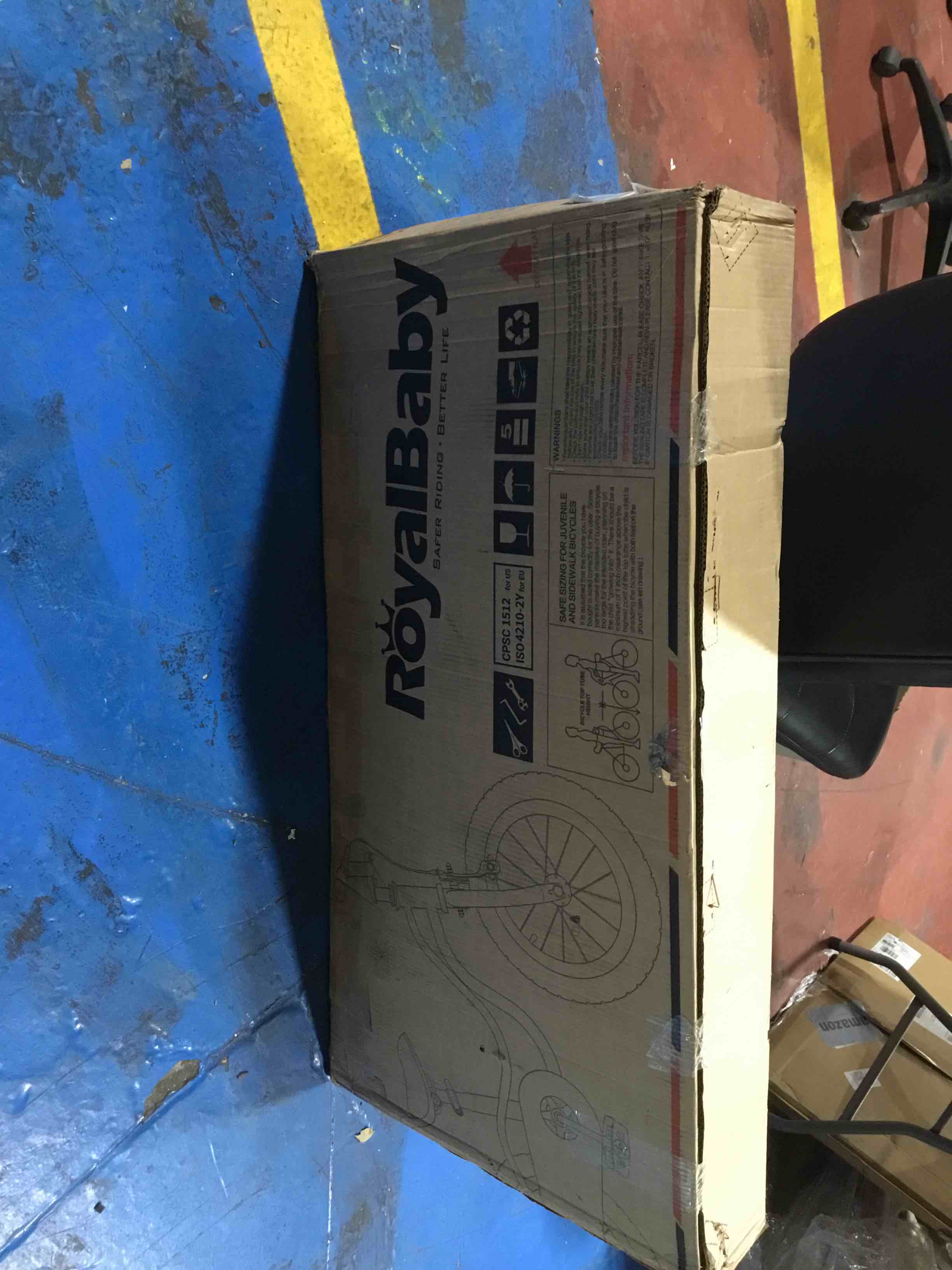https://s3.amazonaws.com/lotting-images-prod/bidfta/GRN6514922_1720873926026.jpeg
