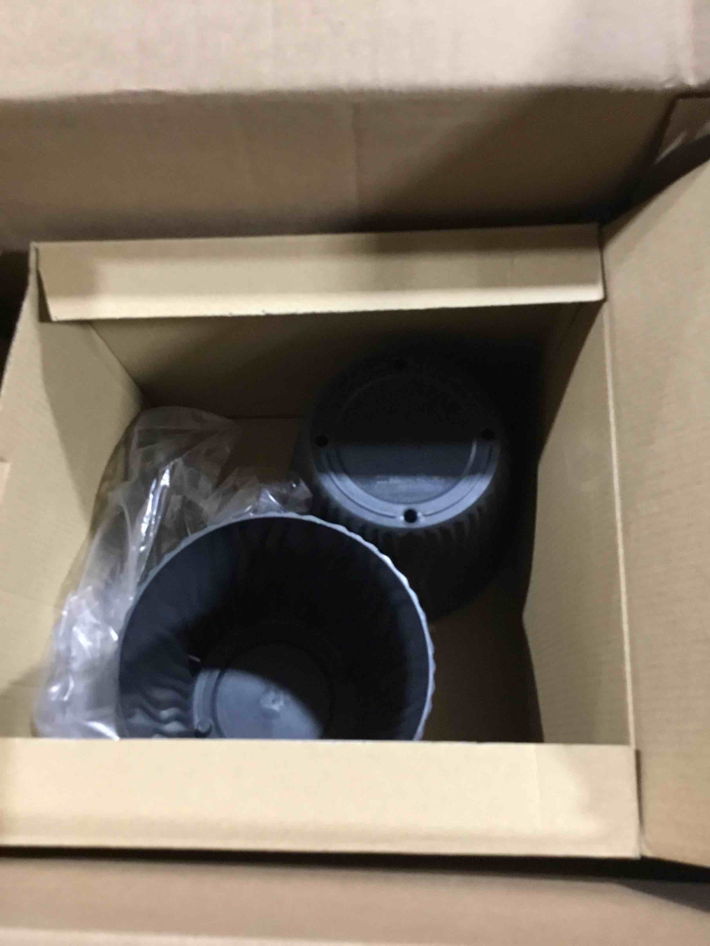 https://s3.amazonaws.com/lotting-images-prod/bidfta/GRN6514928_1720875146415.jpeg