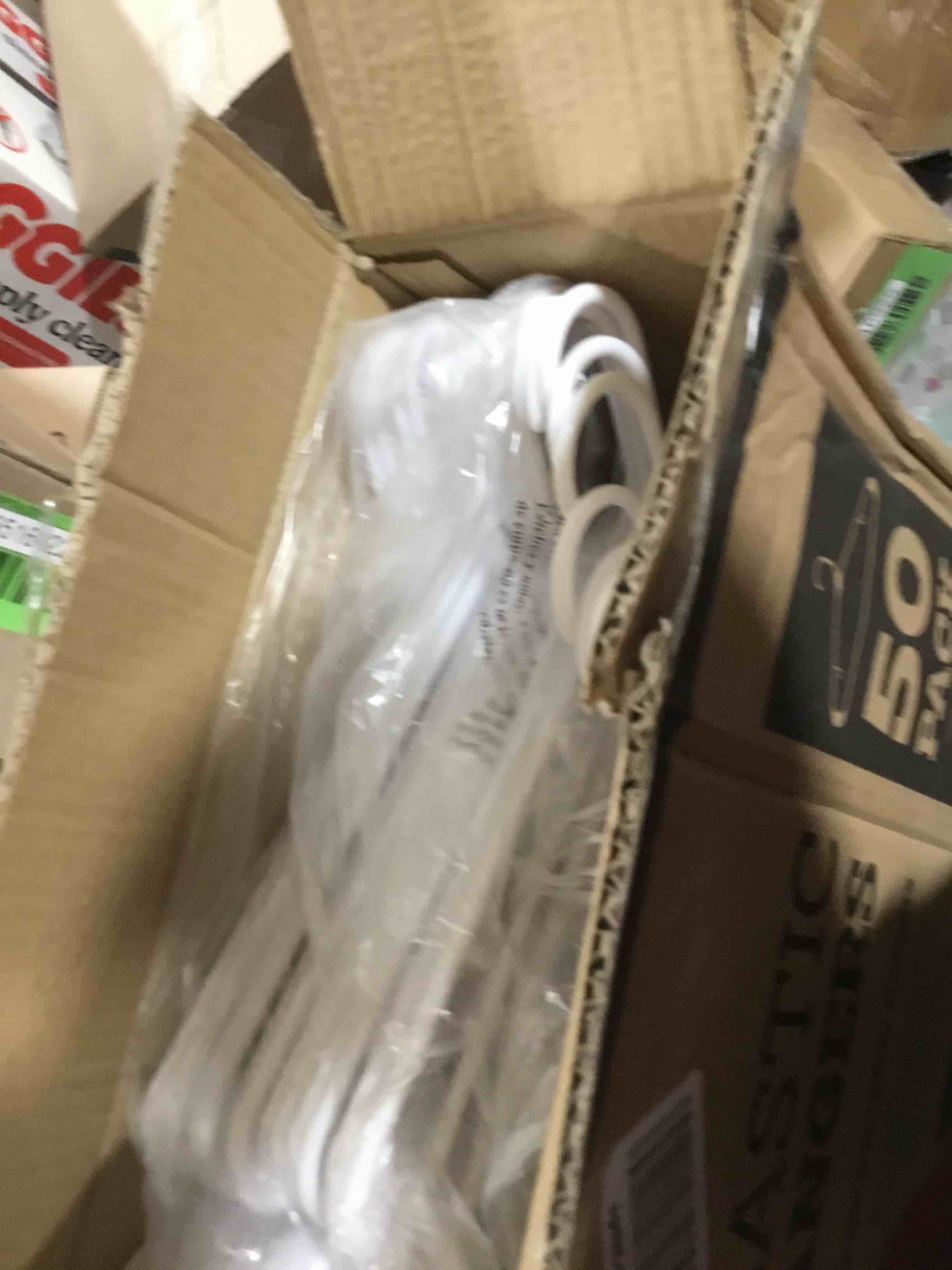 https://s3.amazonaws.com/lotting-images-prod/bidfta/GRN6517009_1723485254425.jpeg