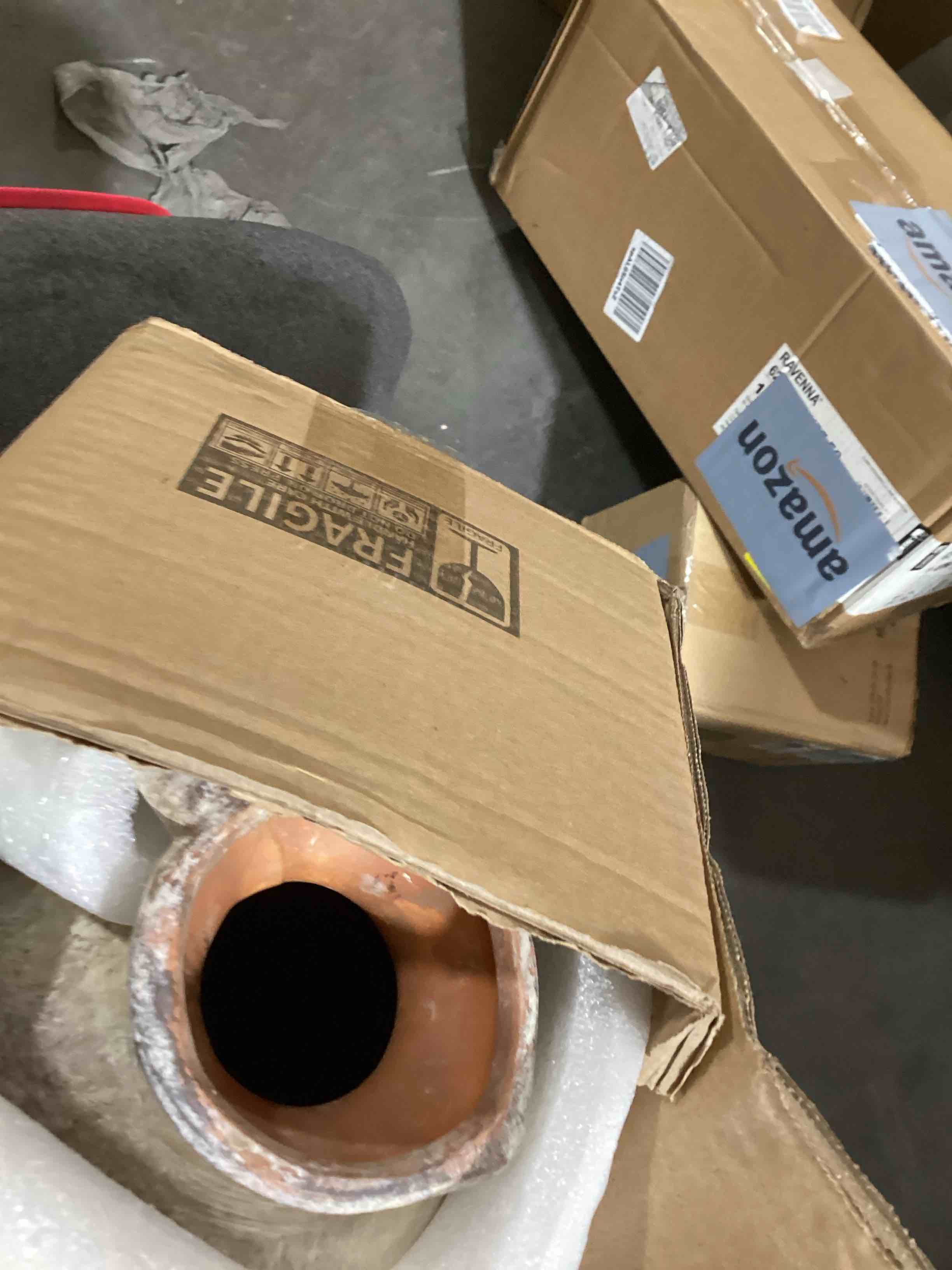 https://s3.amazonaws.com/lotting-images-prod/bidfta/GRN6517365_1723743950550.jpeg