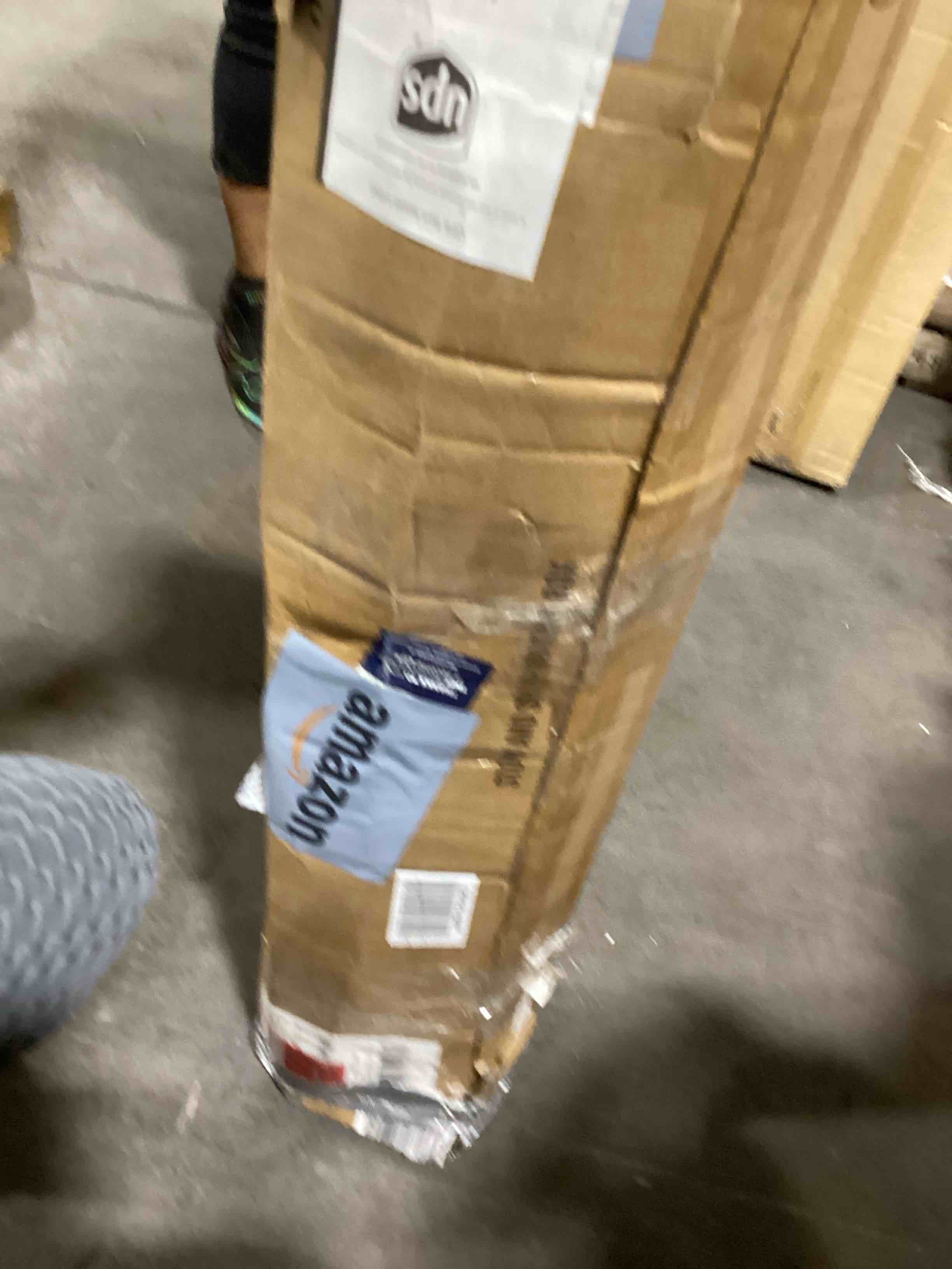 https://s3.amazonaws.com/lotting-images-prod/bidfta/GRN6517514_1724073473853.jpeg