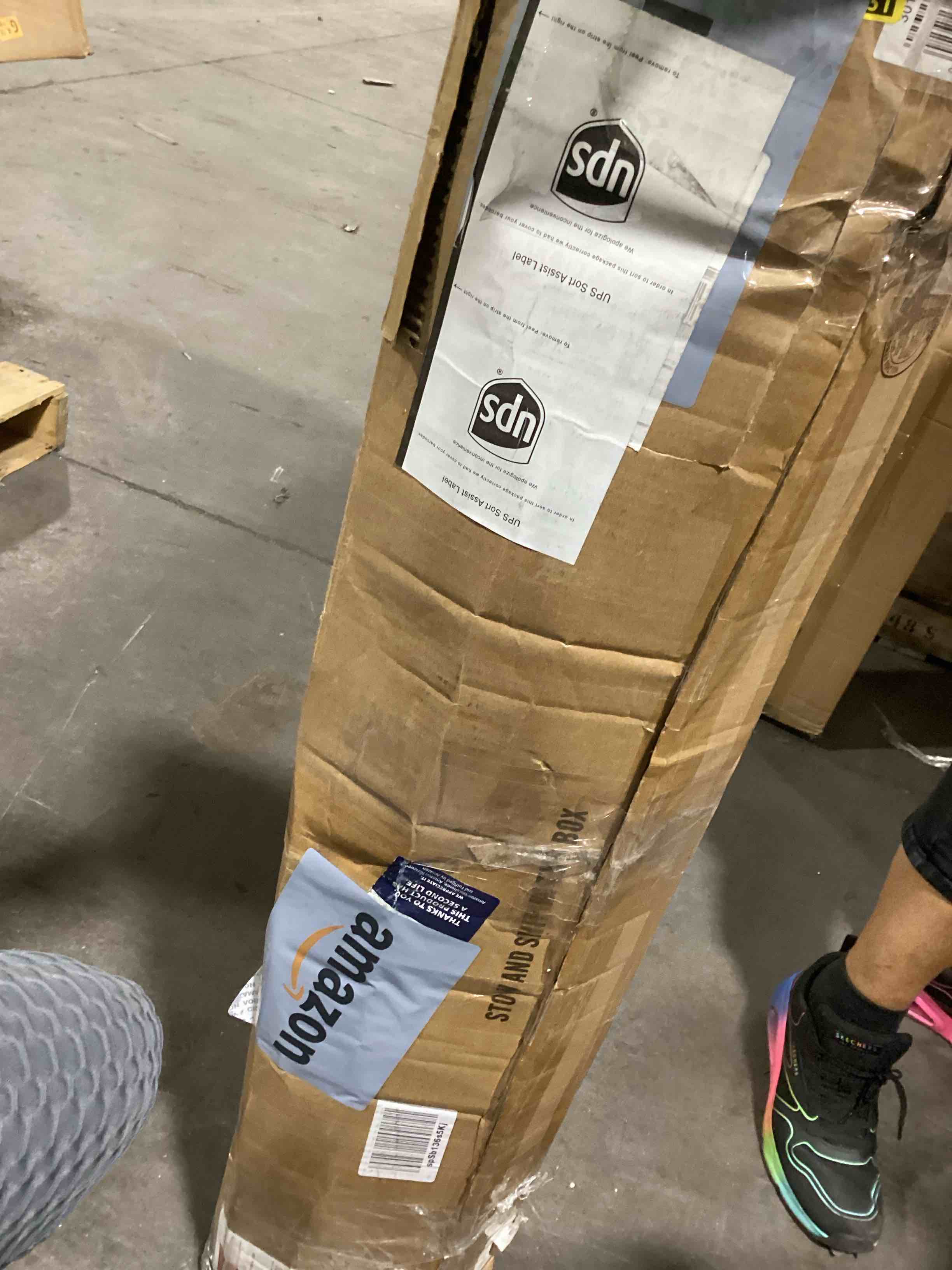 https://s3.amazonaws.com/lotting-images-prod/bidfta/GRN6517514_1724073476681.jpeg