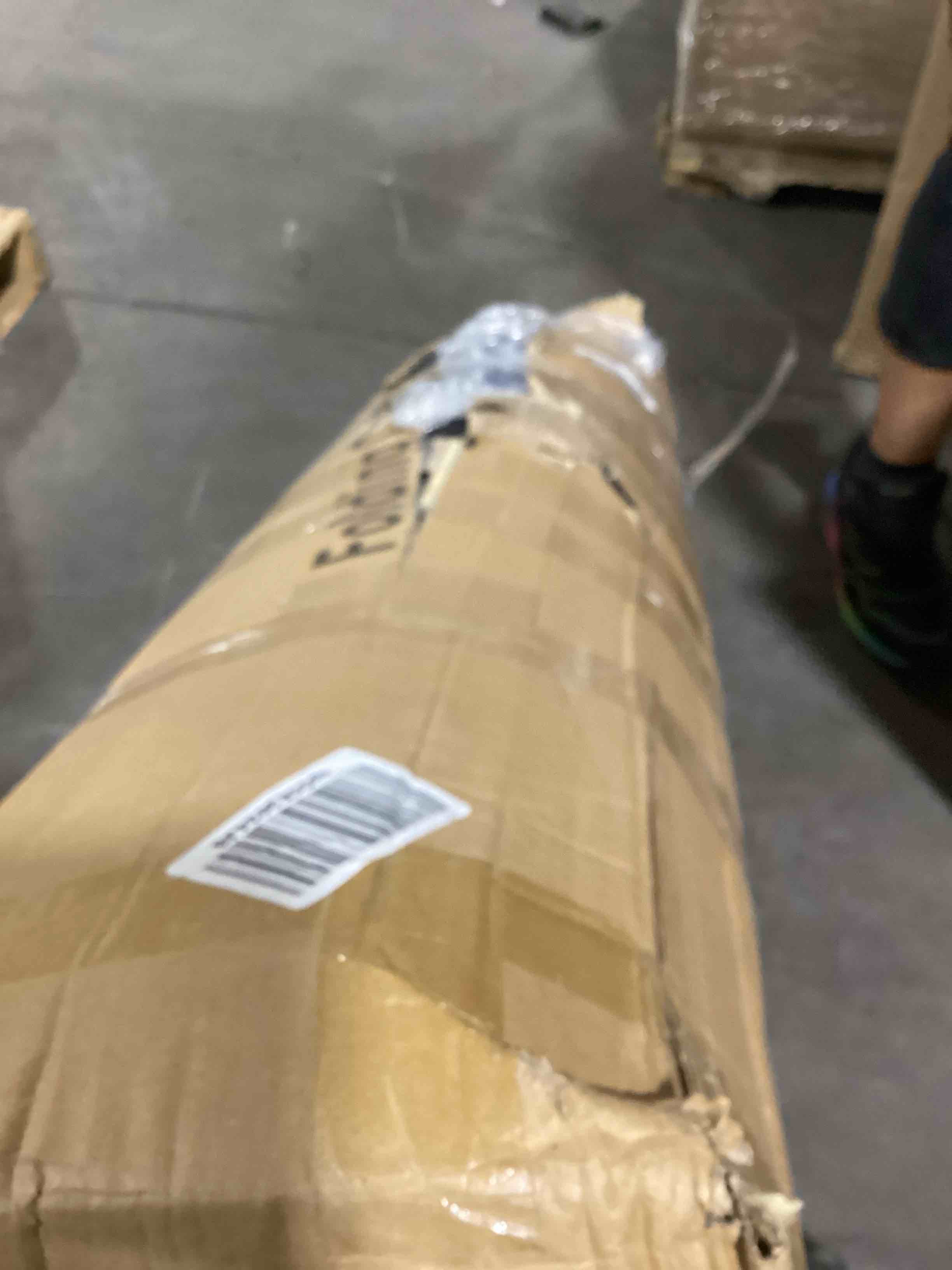 https://s3.amazonaws.com/lotting-images-prod/bidfta/GRN6517515_1724073624529.jpeg