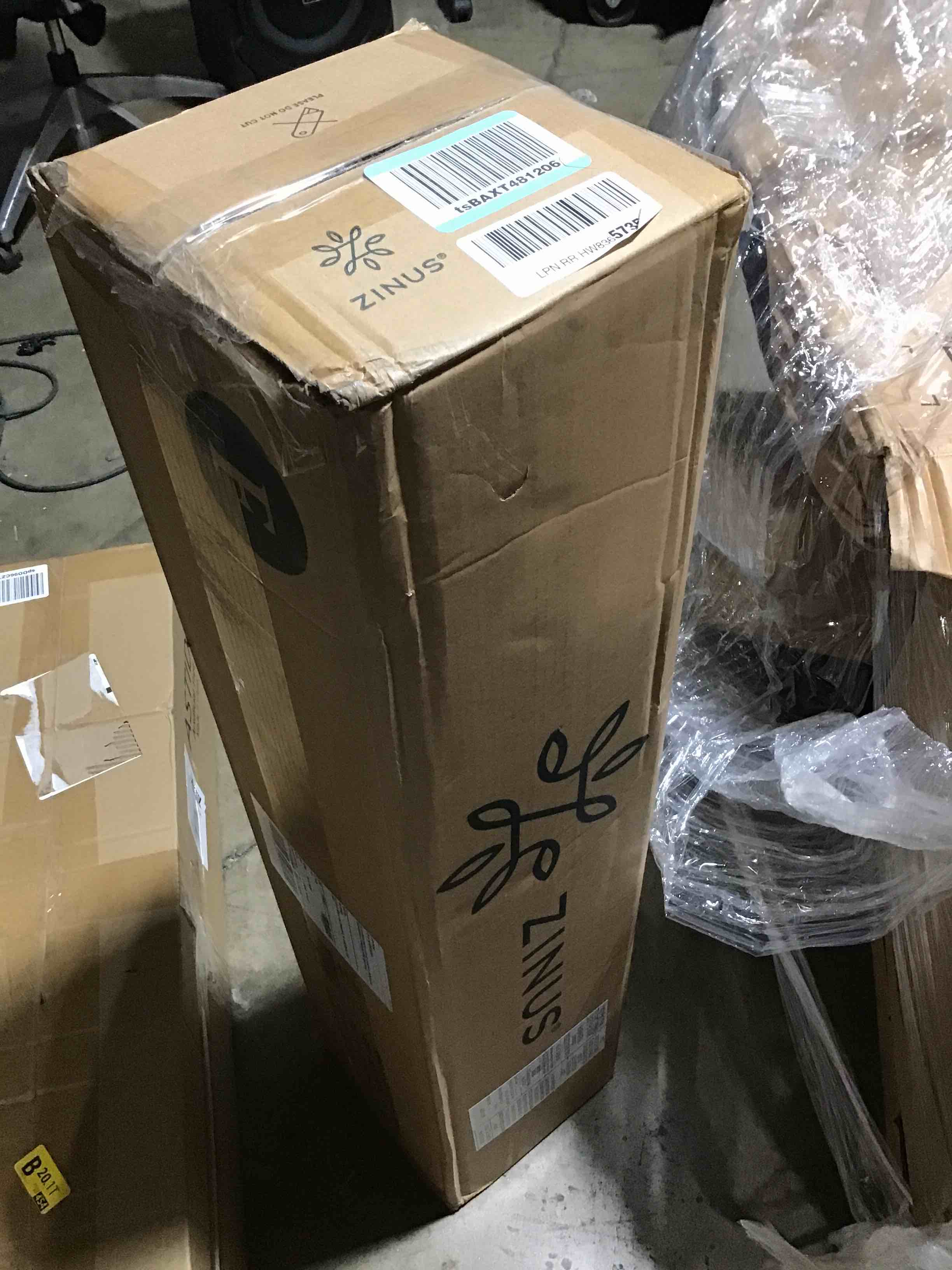 https://s3.amazonaws.com/lotting-images-prod/bidfta/GRN6527665_1721857483504.jpeg