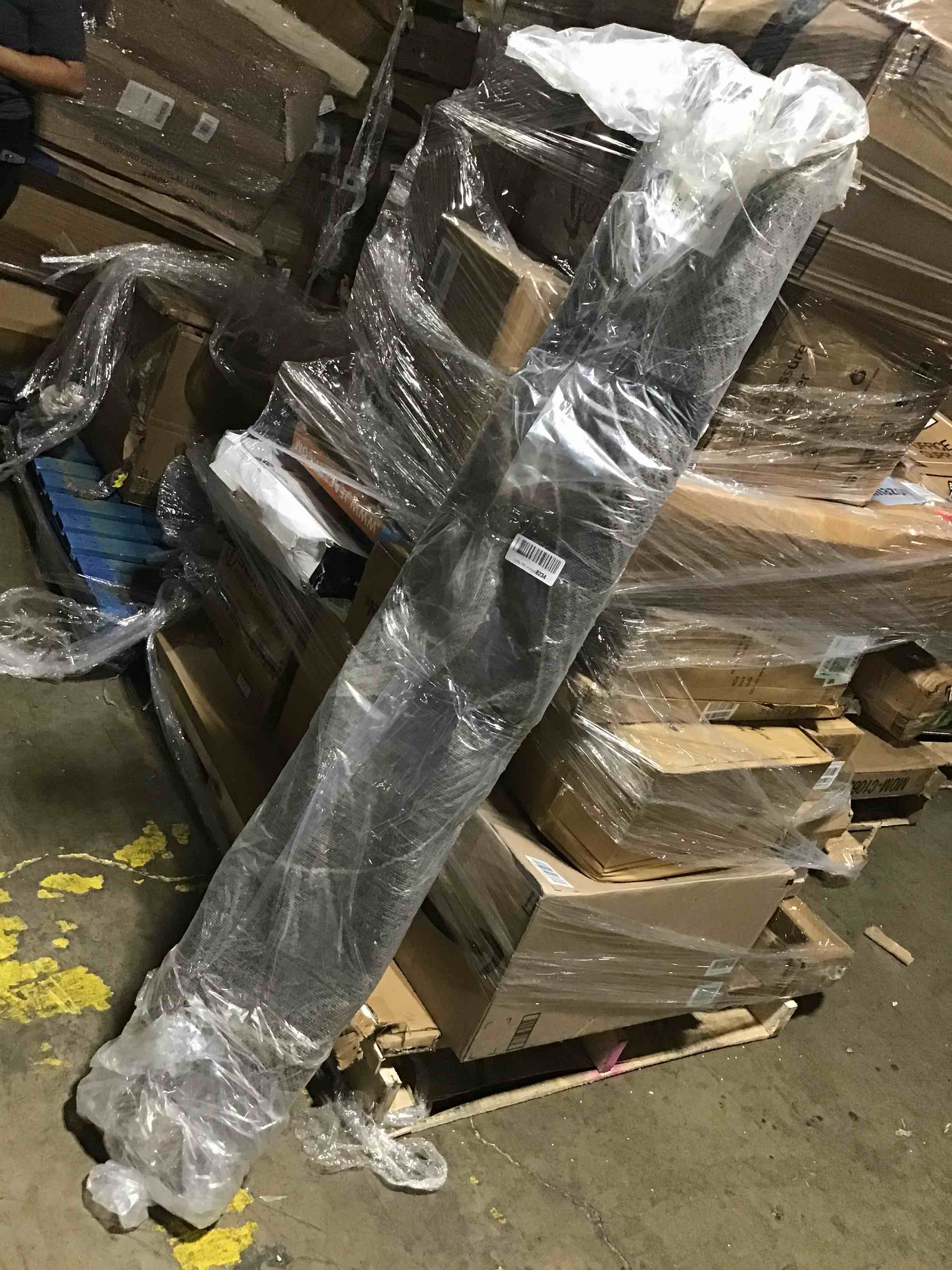 https://s3.amazonaws.com/lotting-images-prod/bidfta/GRN6530361_1722872678928.jpeg