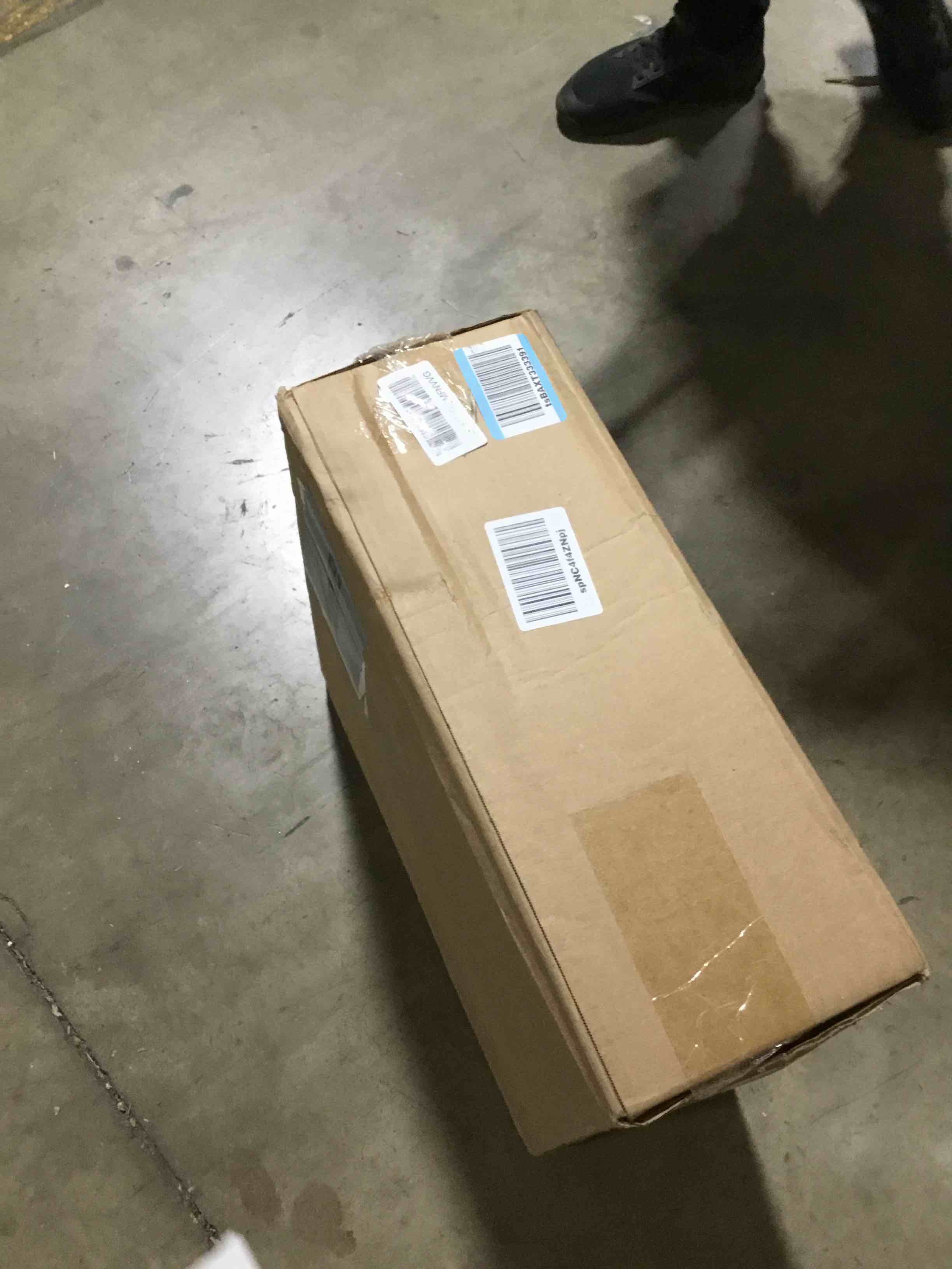 https://s3.amazonaws.com/lotting-images-prod/bidfta/GRN6535521_1724340002514.jpeg