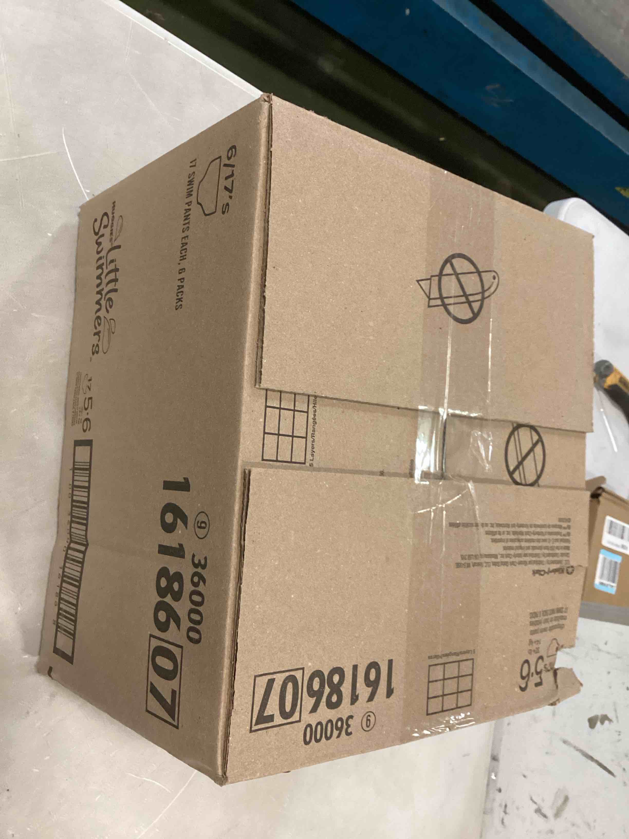 https://s3.amazonaws.com/lotting-images-prod/bidfta/GRN6535965_1717098149455.jpeg
