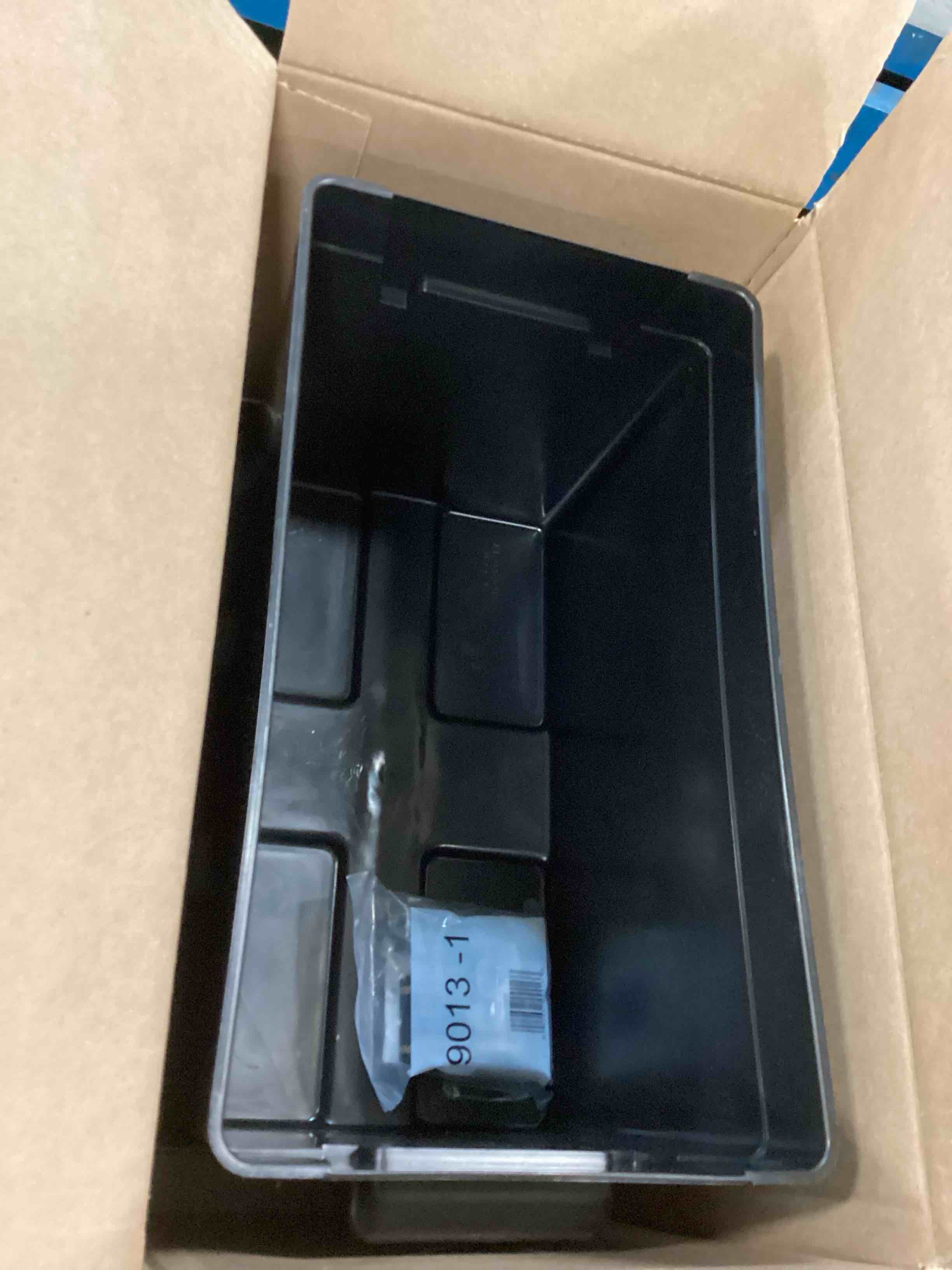 https://s3.amazonaws.com/lotting-images-prod/bidfta/GRN6536266_1717240631921.jpeg