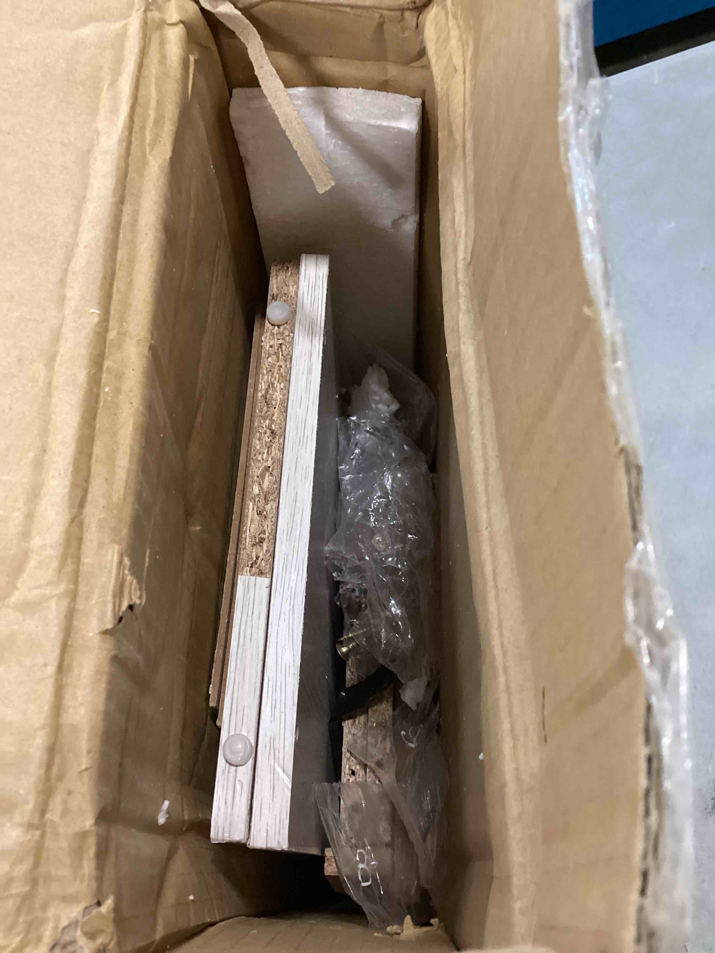 https://s3.amazonaws.com/lotting-images-prod/bidfta/GRN6536456_1717263668535.jpeg