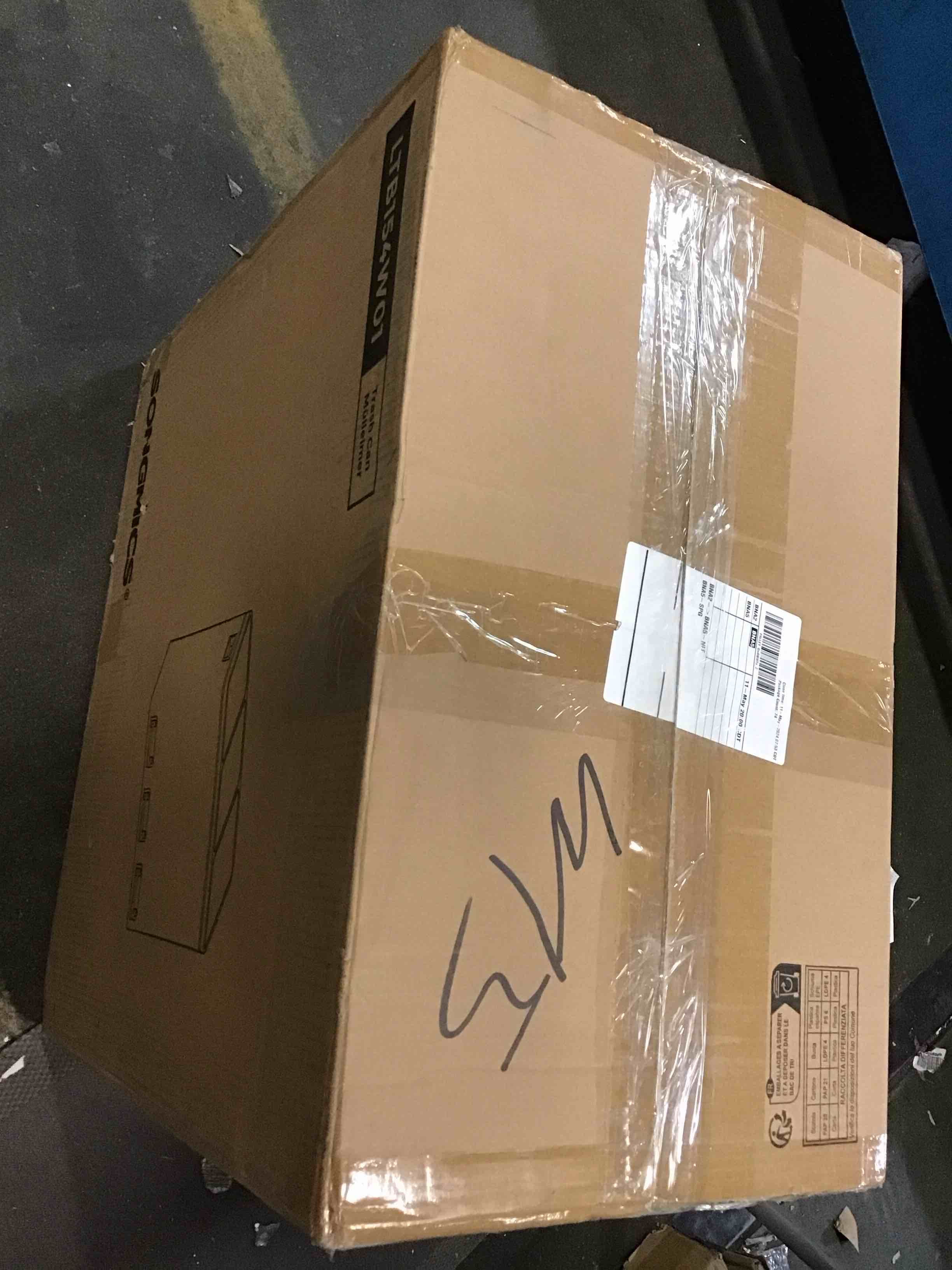 https://s3.amazonaws.com/lotting-images-prod/bidfta/GRN6536665_1717437303711.jpeg