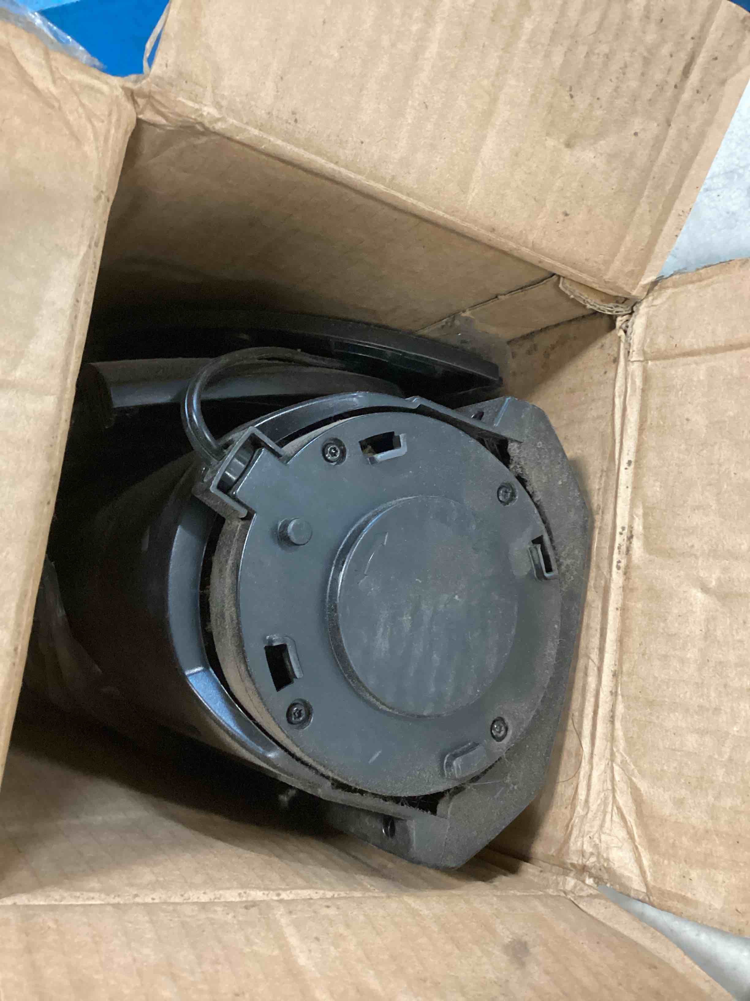 https://s3.amazonaws.com/lotting-images-prod/bidfta/GRN6537196_1717610602649.jpeg
