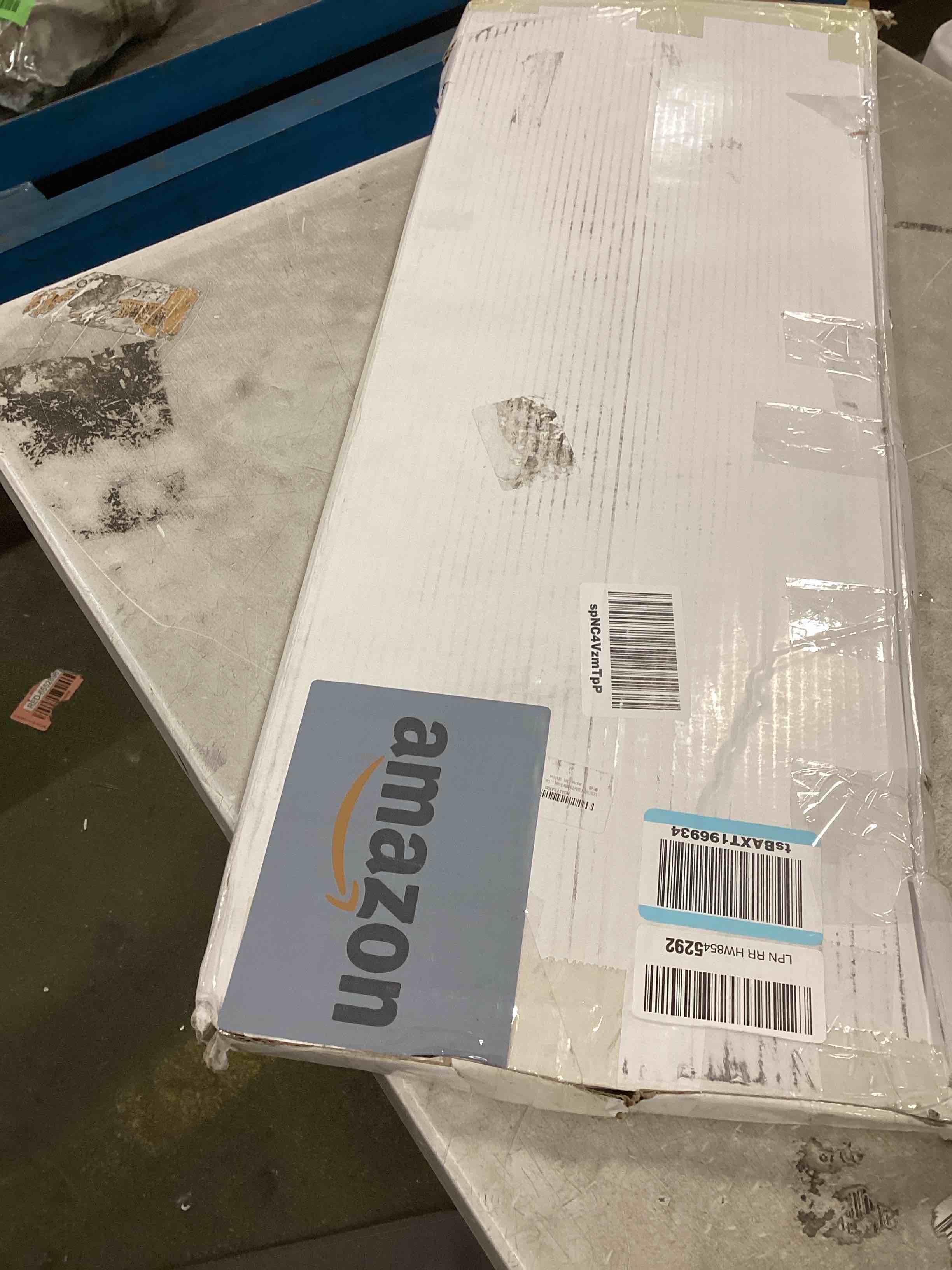 https://s3.amazonaws.com/lotting-images-prod/bidfta/GRN6538043_1717256057184.jpeg